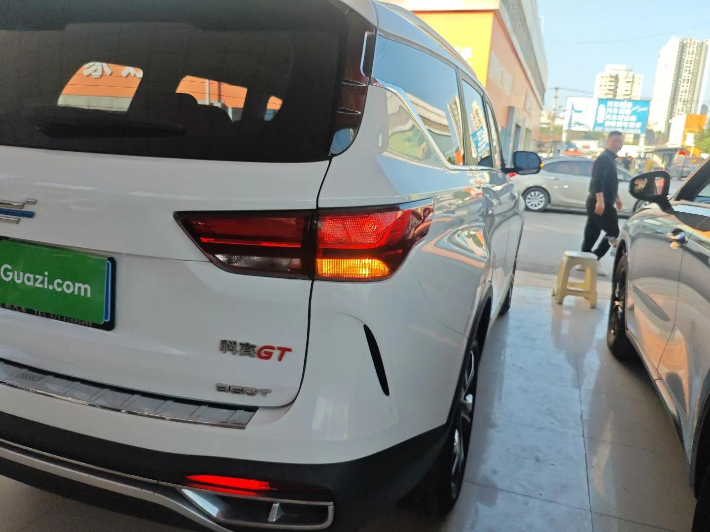 CHANGAN OSHAN COS1 2020 GT 2.0T Automatic YueShang Model 7 Seats — миниатюра 8