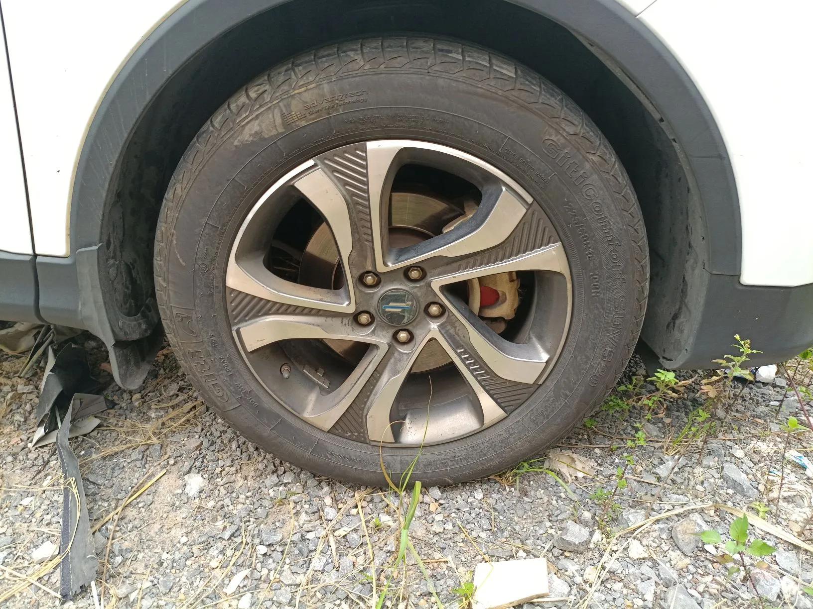 CHANGAN OSHAN COS1 2020 1.5T Manual Fashionable Smart Connectivity 7-Seater — миниатюра 8