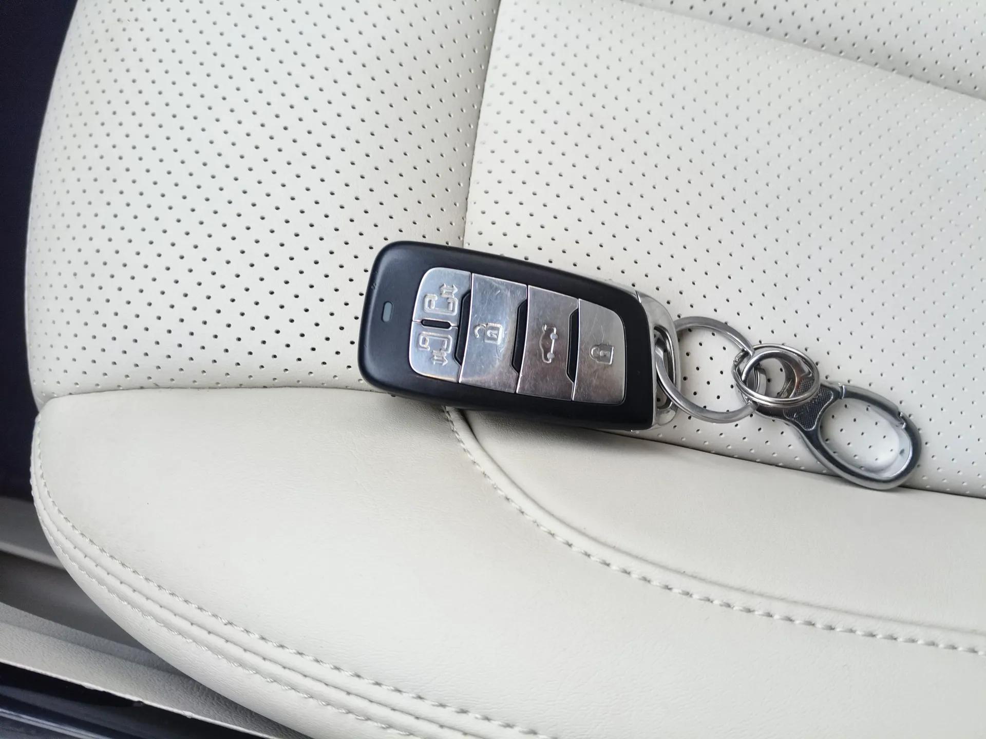 CHANGAN OSHAN Cosmos 2022 1.5T Automatic Business Model — миниатюра 12