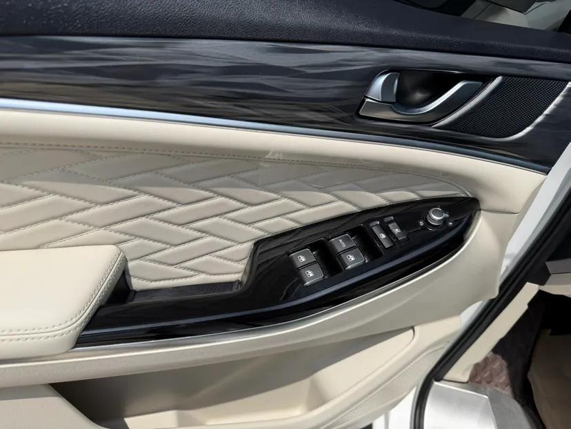 CHANGAN OSHAN Cosmos 2022 1.5T Automatic Business Model — миниатюра 37