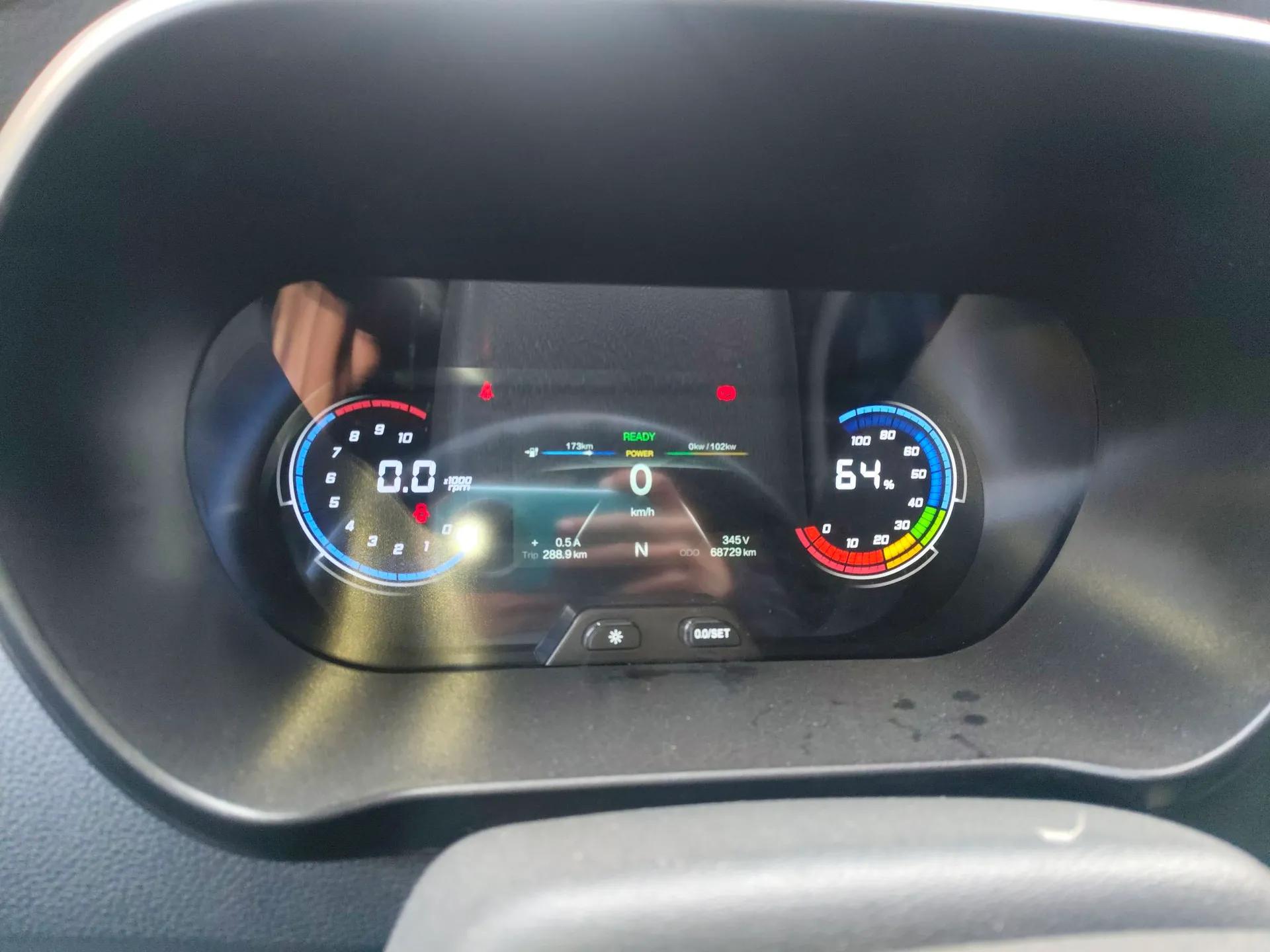 CHANGAN KAICHENG Ruixing EM80 2024 Liftback Comfort Version 6 Seats 41.86 kWh — миниатюра 12