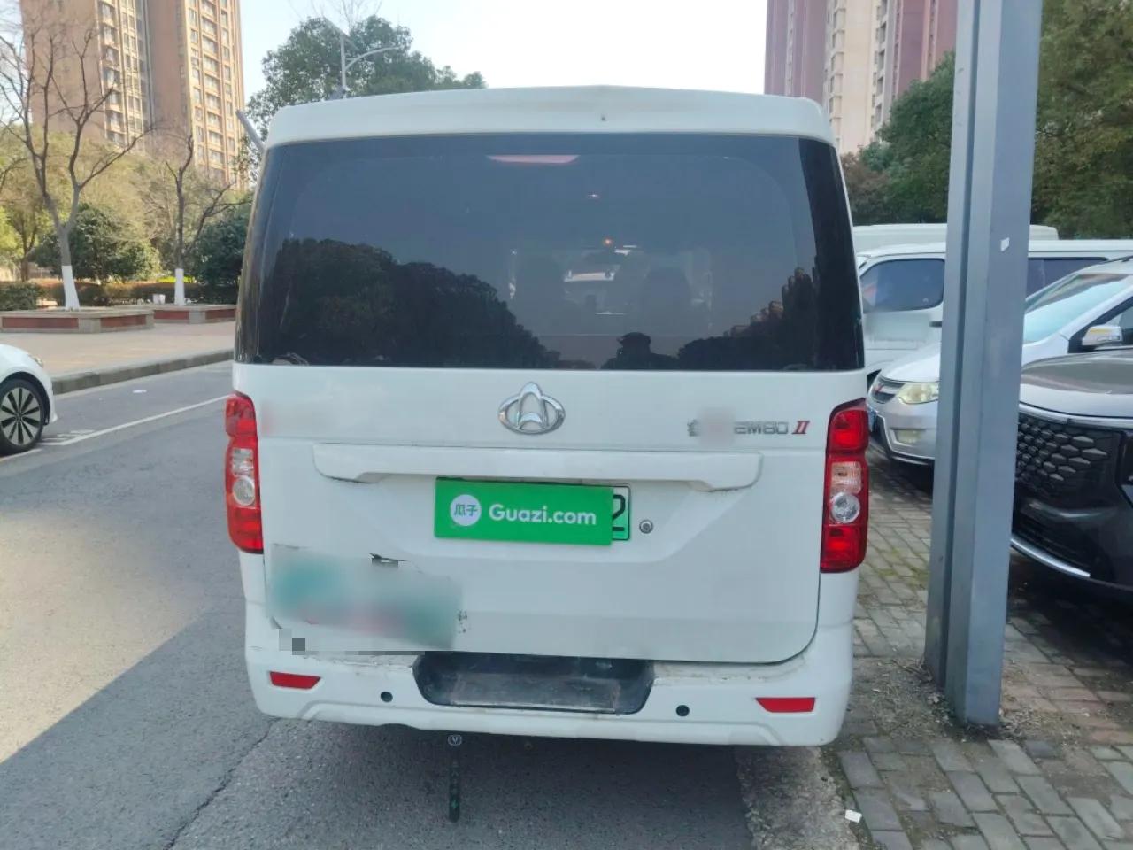 CHANGAN KAICHENG Ruixing EM80 2024 Liftback Comfort Version 6 Seats 41.86 kWh — миниатюра 5