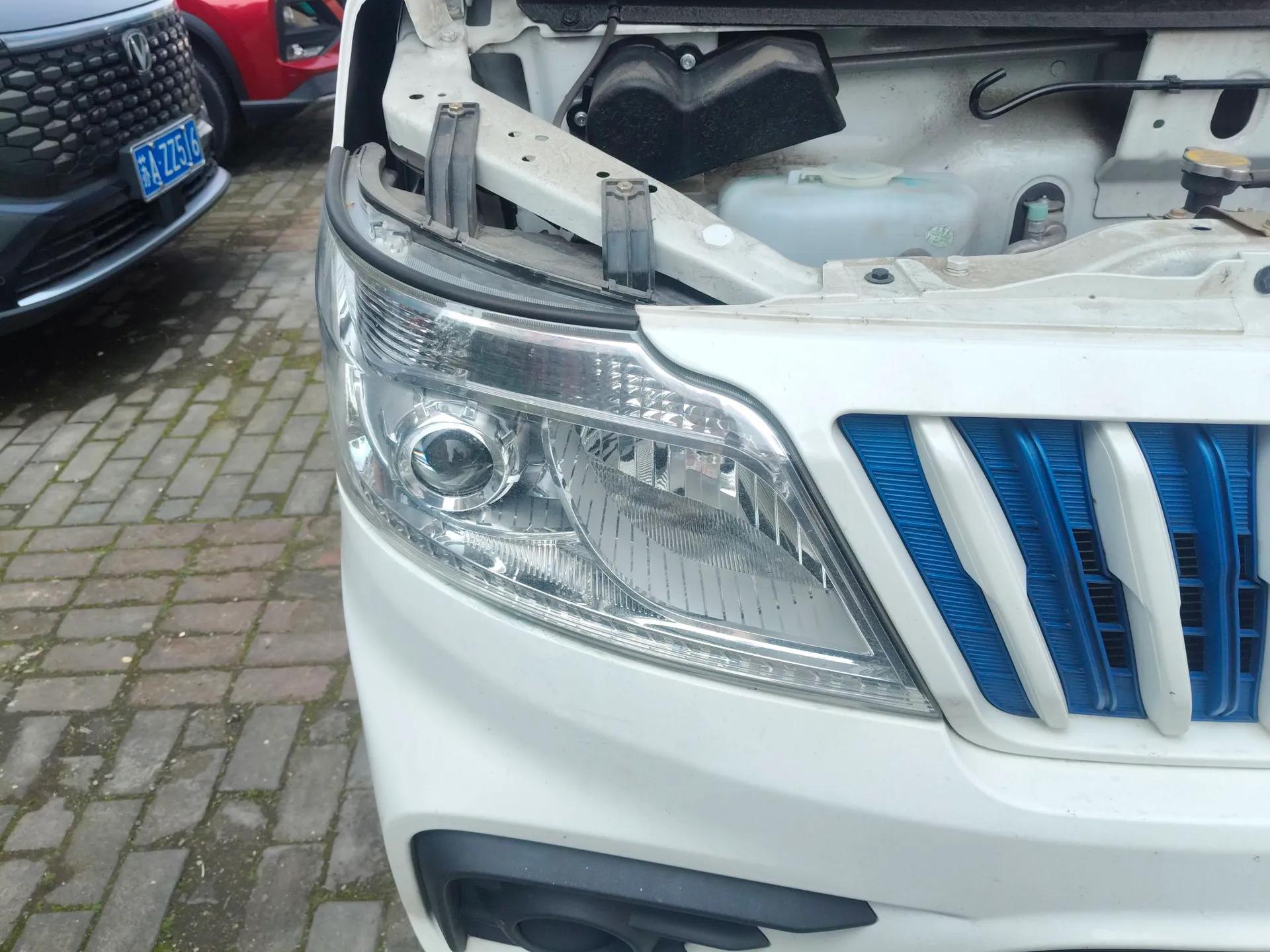 CHANGAN KAICHENG Ruixing EM80 2024 Liftback Comfort Version 6 Seats 41.86 kWh — миниатюра 7