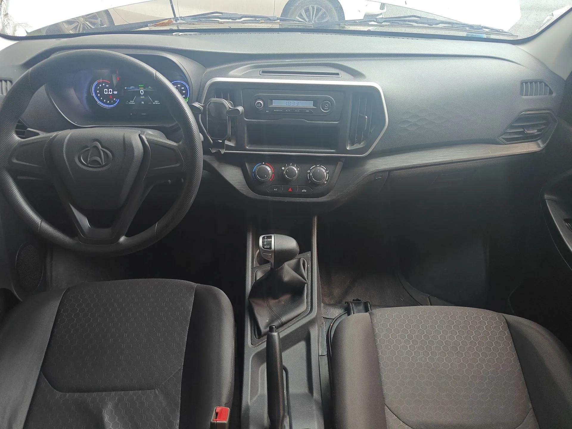 CHANGAN KAICHENG Ruixing EM60 2024 Comfort Model 6 Seats 41.86 kWh Liftback Doors — миниатюра 12