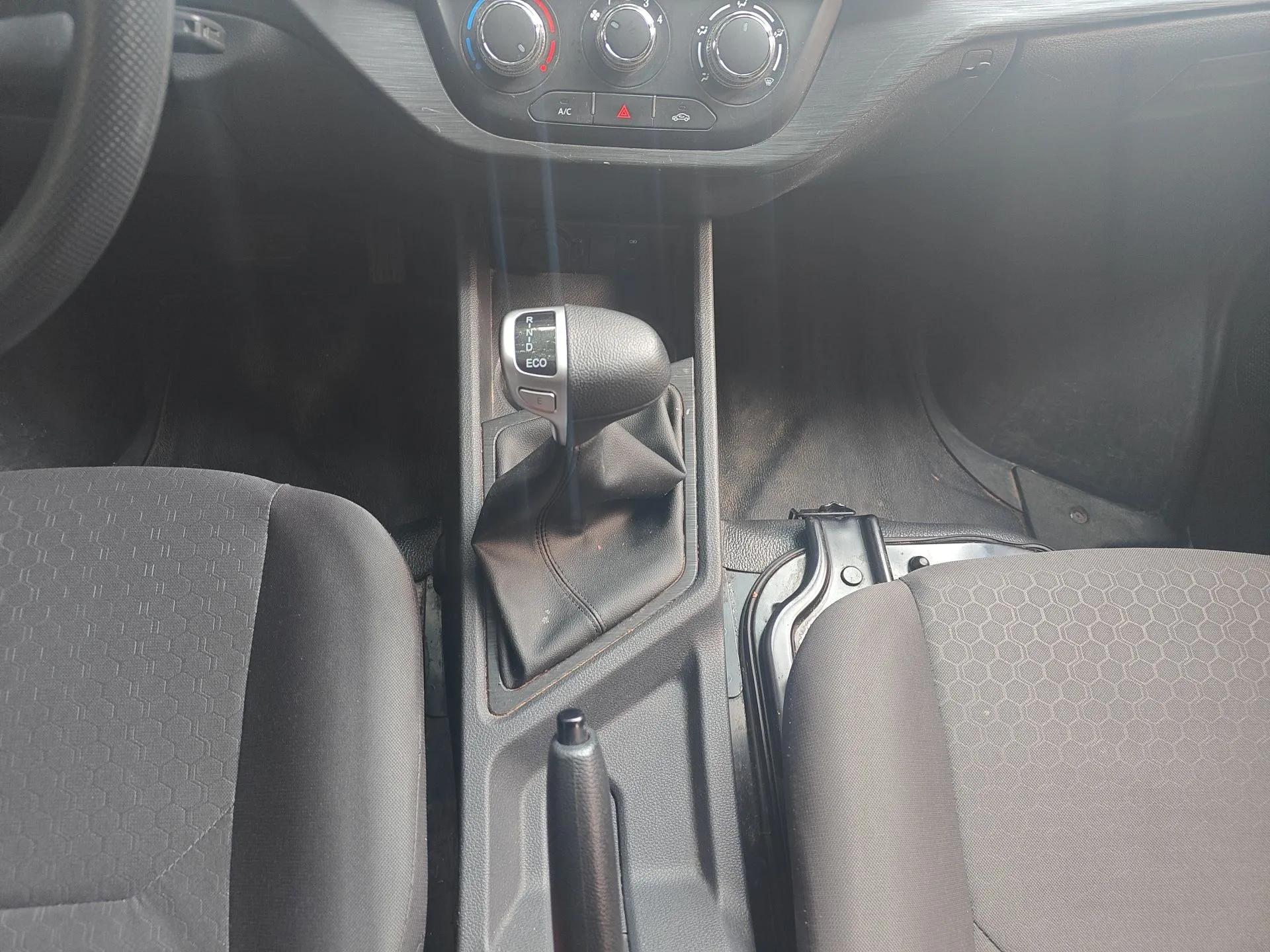 CHANGAN KAICHENG Ruixing EM60 2024 Comfort Model 6 Seats 41.86 kWh Liftback Doors — миниатюра 16