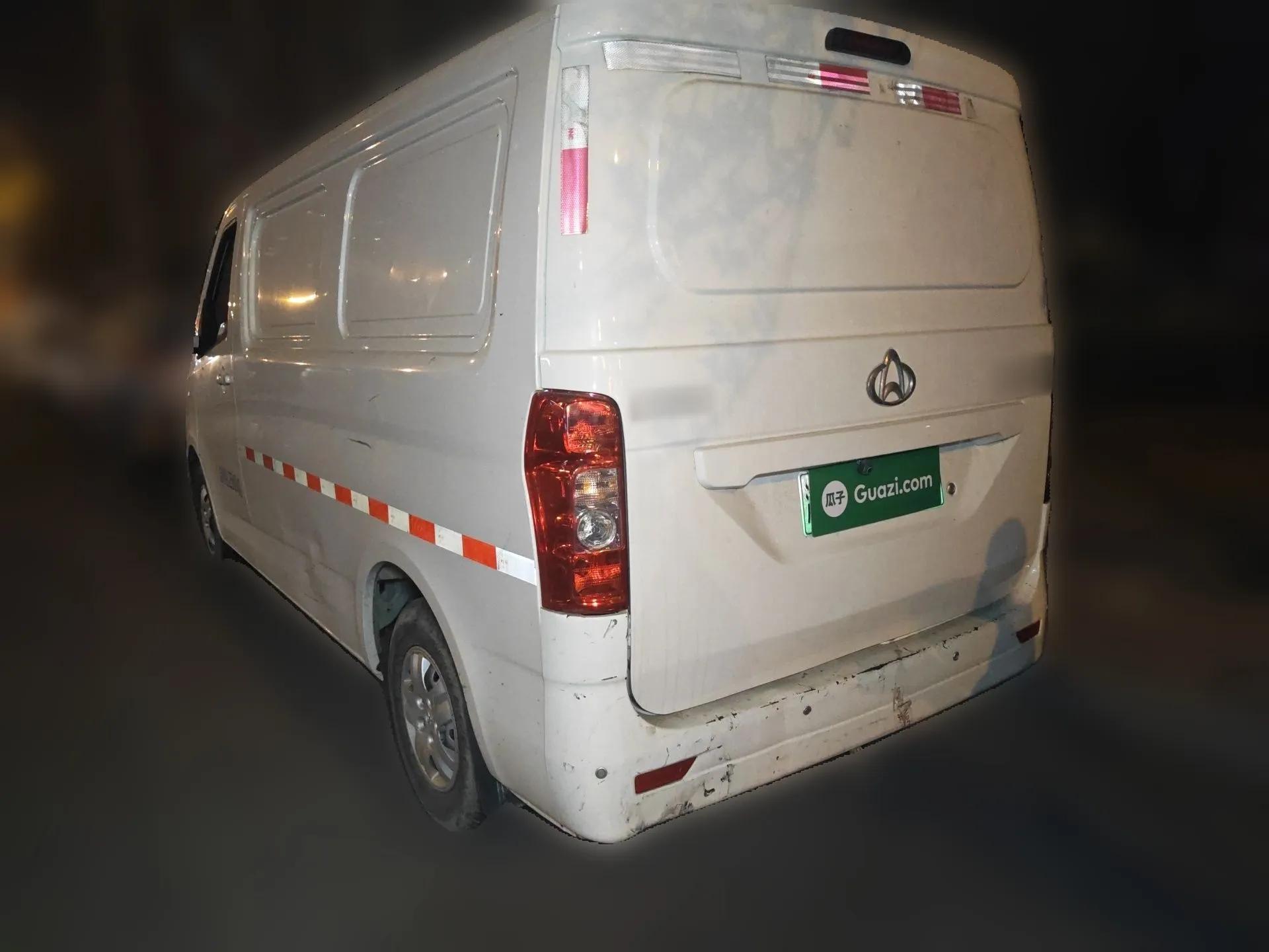 CHANGAN KAICHENG Ruixing EM60 2022 Pure Electric Van 4498 mm Long Flat Roof with Rear-Hinged Doors 2 Seats 60 kW 41.86 kWh — миниатюра 4