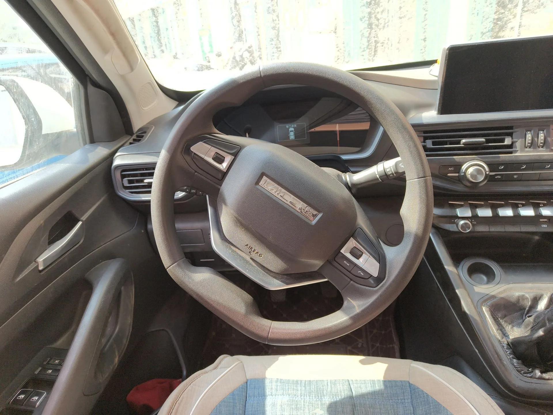 CHANGAN KAICHENG F70 2020 2.4T Gasoline Two-Wheel Drive Standard Version China V Emission Standards Standard Wheelbase 4K22D4T — миниатюра 11
