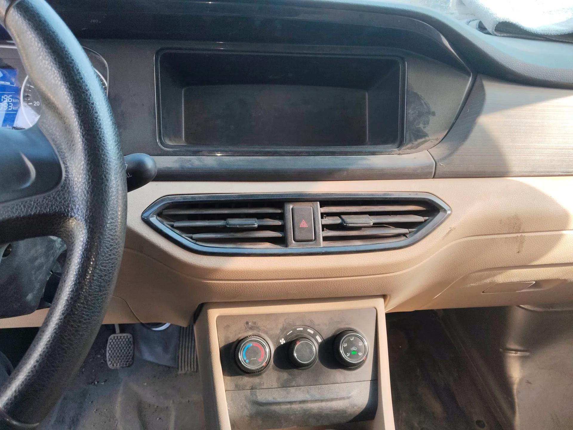 CHANGAN KUAYUE Xing V3 2023 1.3L Gasoline Comfort Model 5-Seater Passenger Vehicle — миниатюра 14