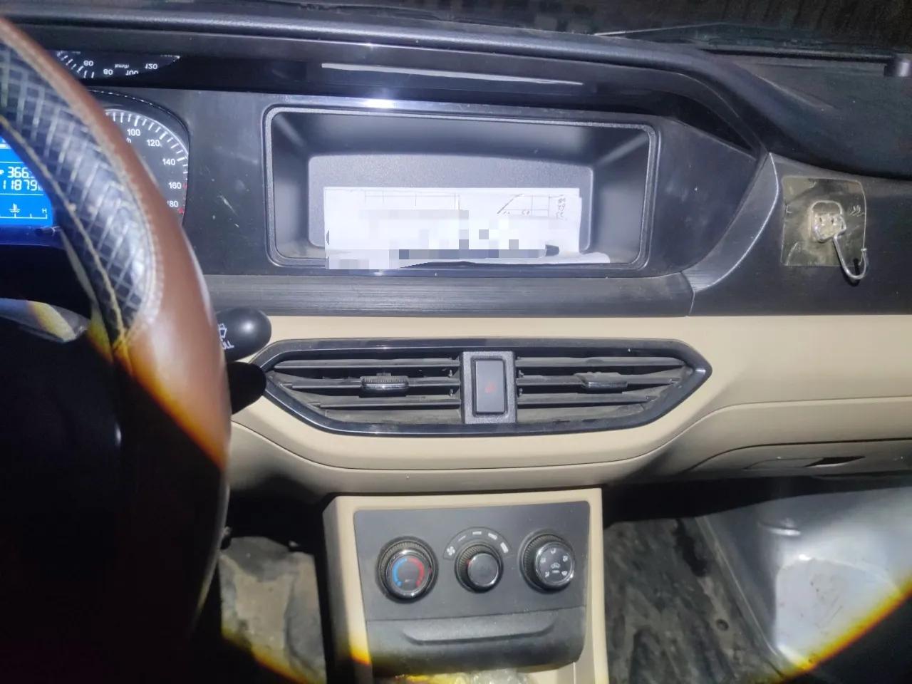 CHANGAN KUAYUE Xing V3 2023 1.3L Gasoline Comfort Model 5-Seater Passenger Vehicle — миниатюра 14