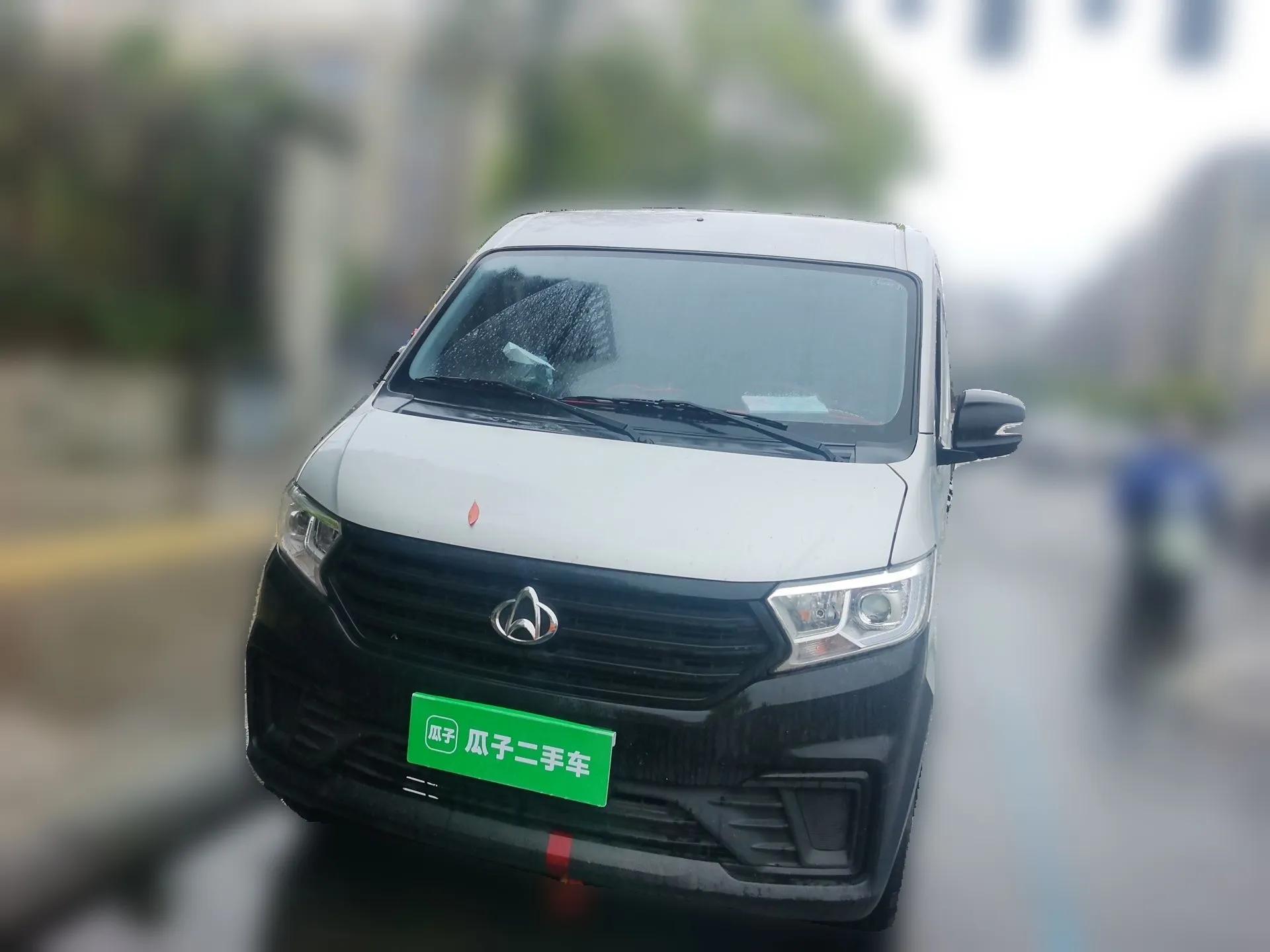 CHANGAN KUAYUE Xing V3 2023 1.5L Gasoline Standard Edition 2-Seat Van — миниатюра 2