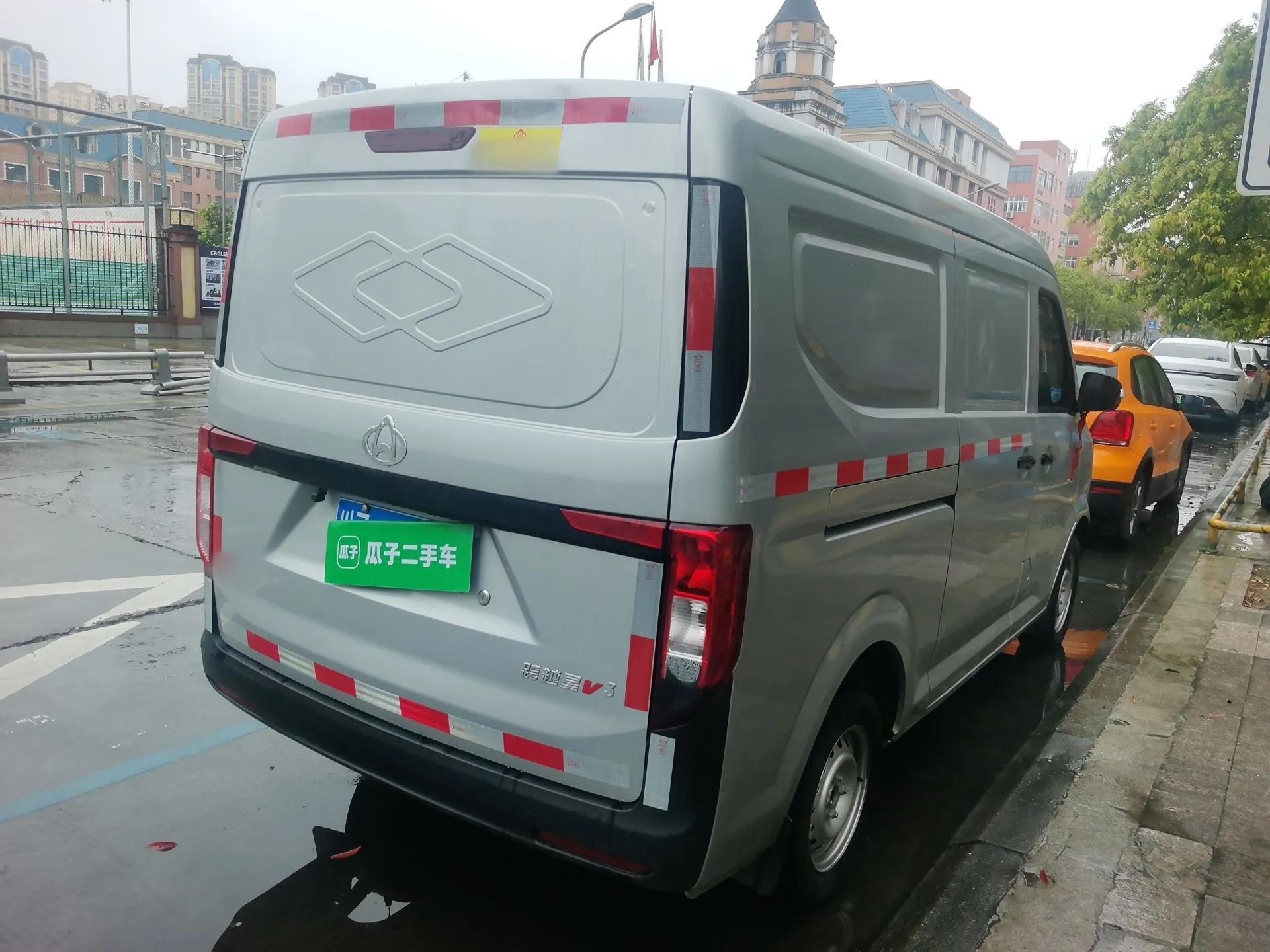 CHANGAN KUAYUE Xing V3 2023 1.5L Gasoline Standard Edition 2-Seat Van — миниатюра 6
