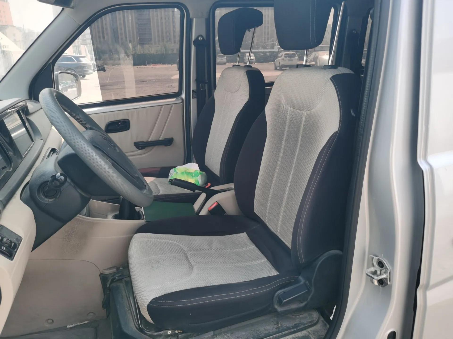 CHANGAN KUAYUE Xing V3 2023 1.5L Gasoline Standard Model 5-Seater Passenger Vehicle — миниатюра 16