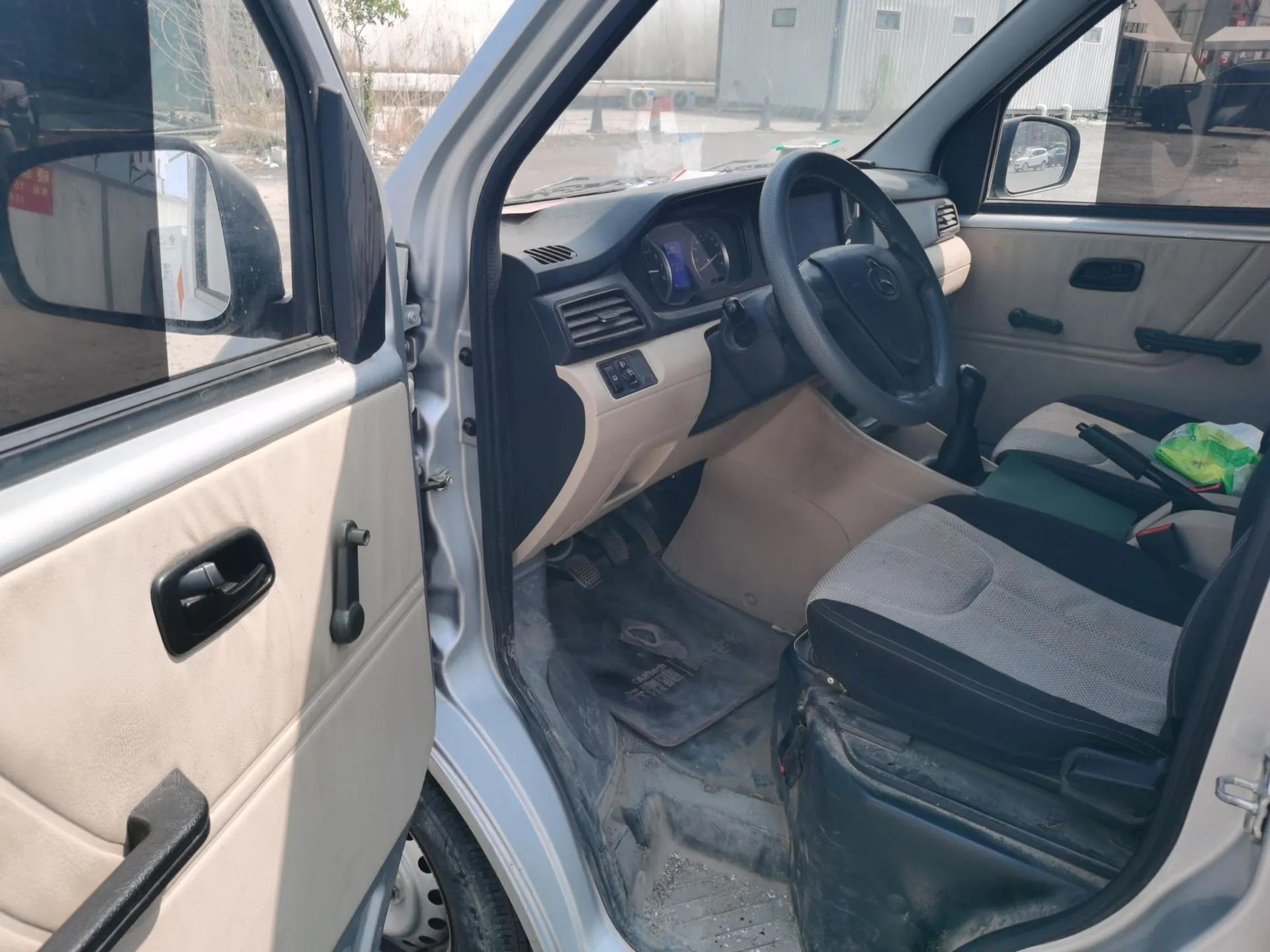 CHANGAN KUAYUE Xing V3 2023 1.5L Gasoline Standard Model 5-Seater Passenger Vehicle — миниатюра 17