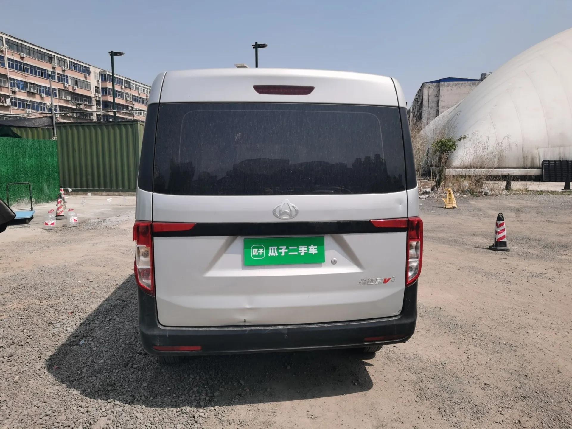 CHANGAN KUAYUE Xing V3 2023 1.5L Gasoline Standard Model 5-Seater Passenger Vehicle — миниатюра 5