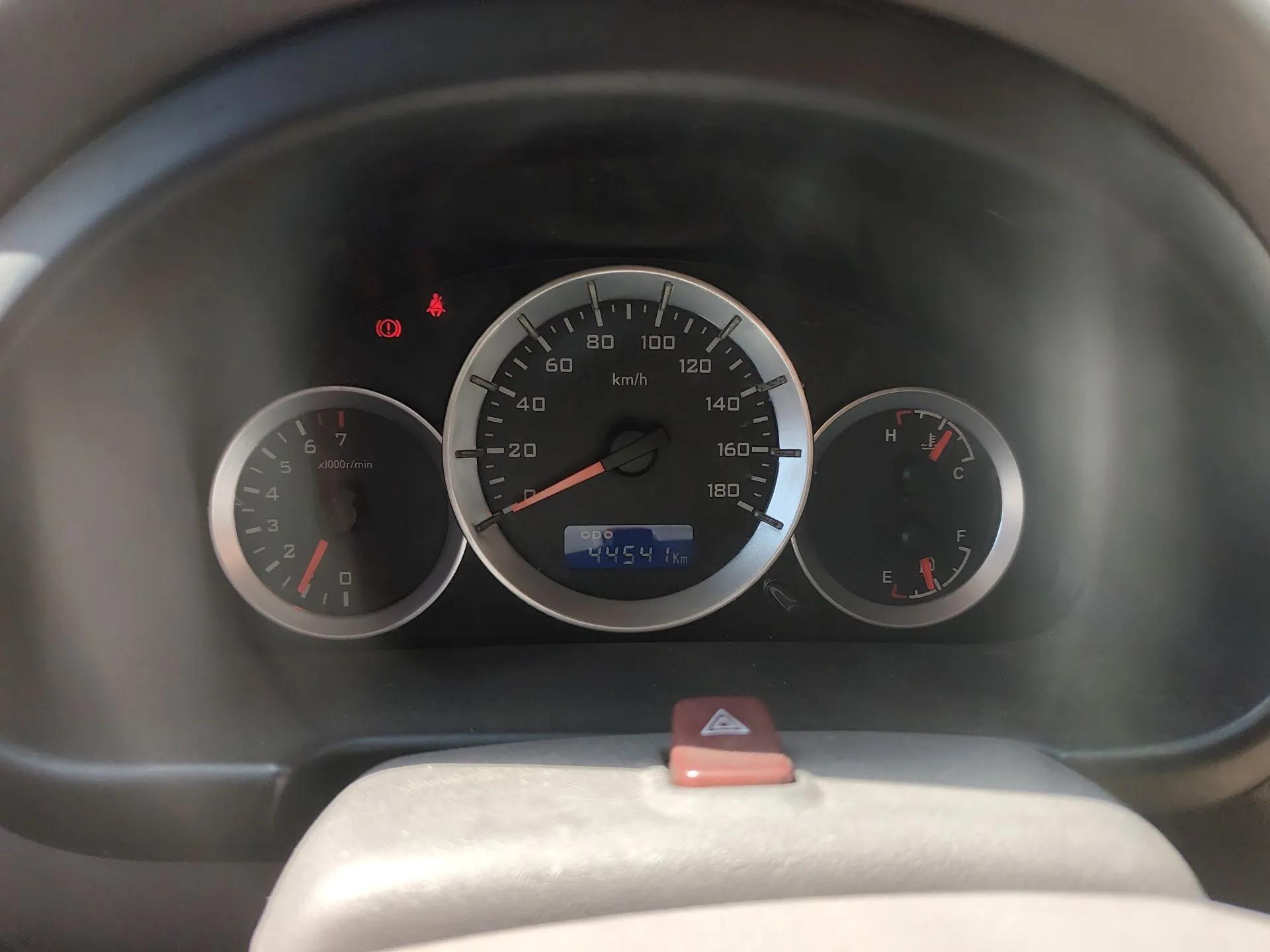 CHANGAN KUAYUE V3 2017 1.2L Box-Type Truck DK12-10 — миниатюра 12