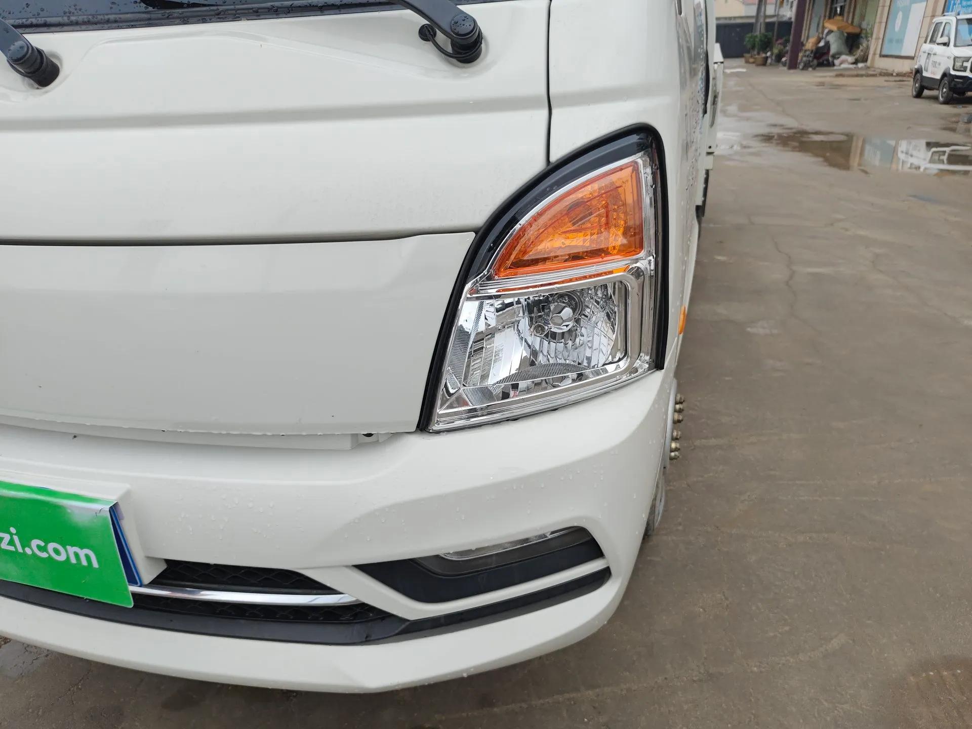 CHANGAN KUAYUE Zhe D5 2021 1.6L Standard Edition Double-Cab Flatbed with Dual Rear Wheels 3050mm Cargo Bed DAM16KL — миниатюра 5