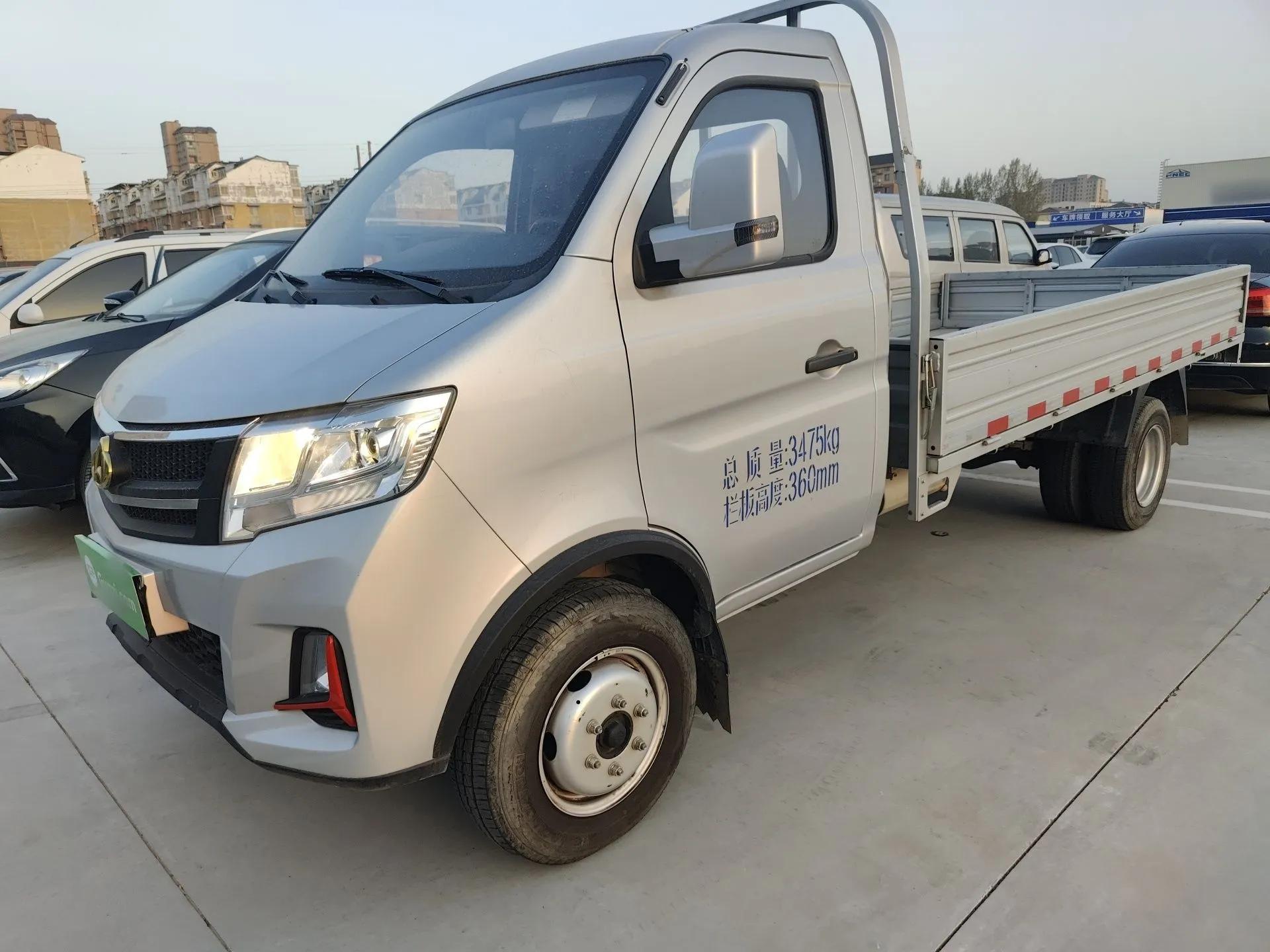CHANGAN KUAYUE Wang X3 2021 1.6L Standard Single-Row Dual Rear Wheels 3300mm Cargo Bed DAM16KR — миниатюра 1