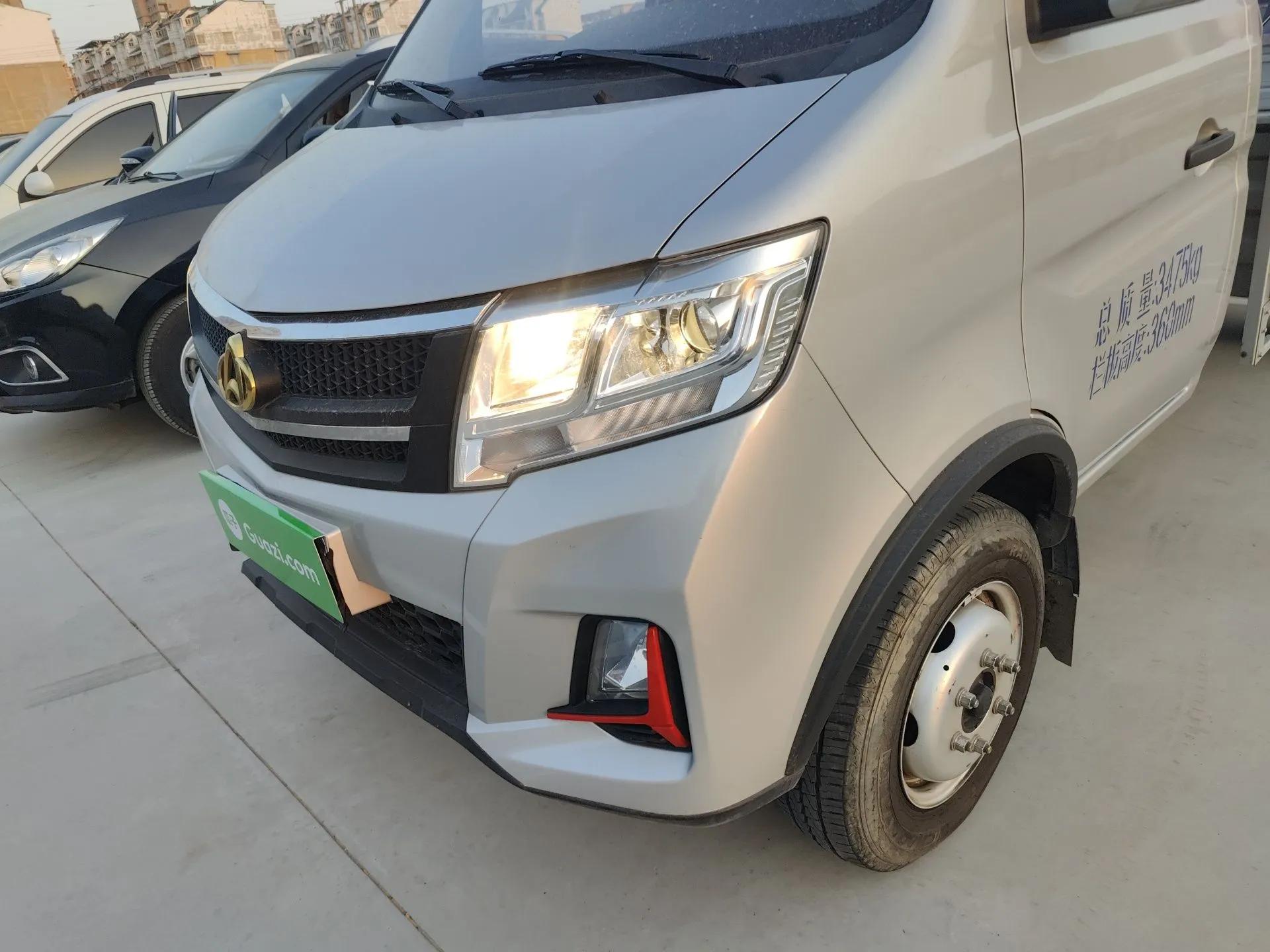 CHANGAN KUAYUE Wang X3 2021 1.6L Standard Single-Row Dual Rear Wheels 3300mm Cargo Bed DAM16KR — миниатюра 9