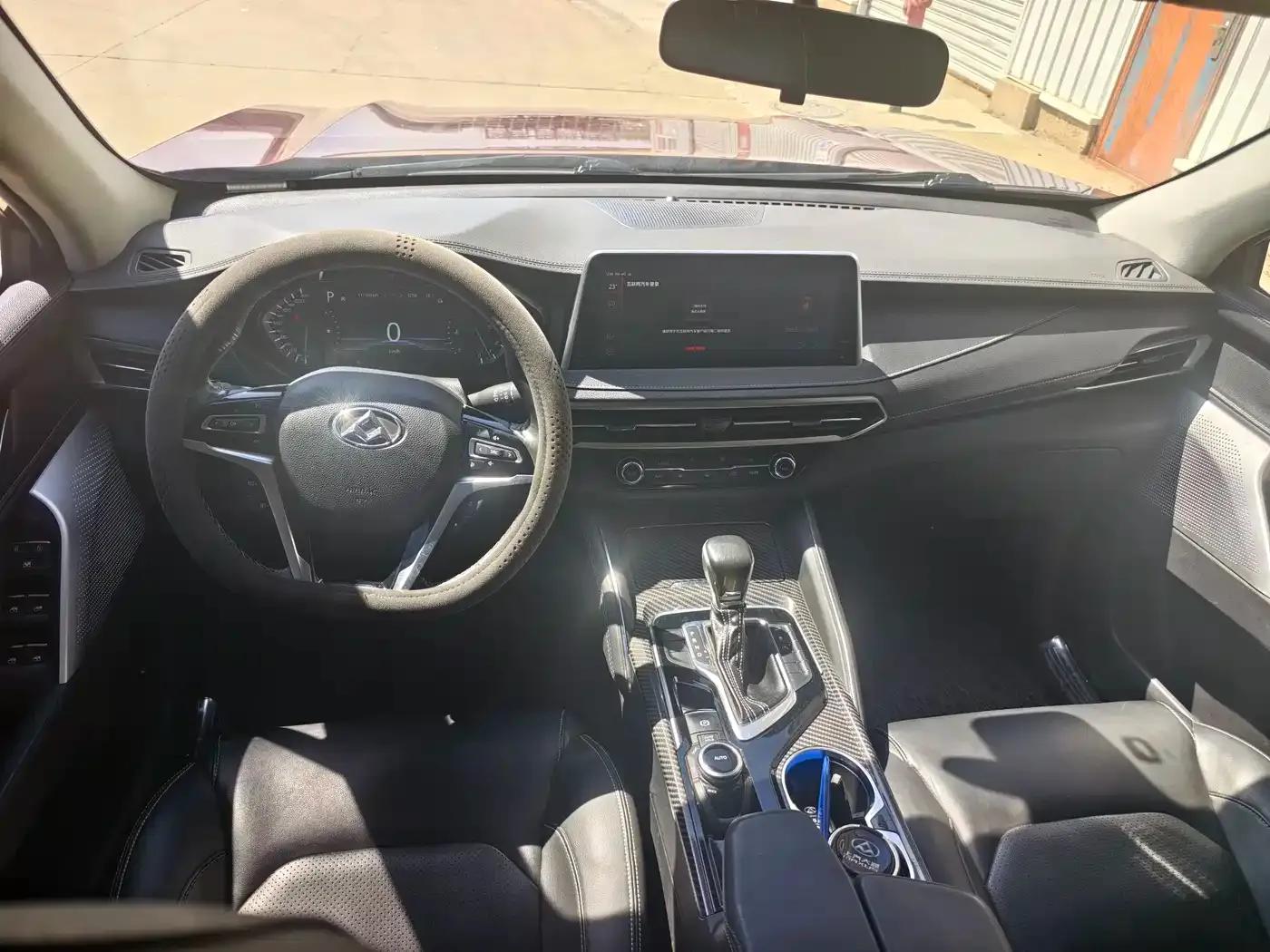 SAIC MAXUS D90 2017 2.0T Automatic 4WD Sirius — миниатюра 6