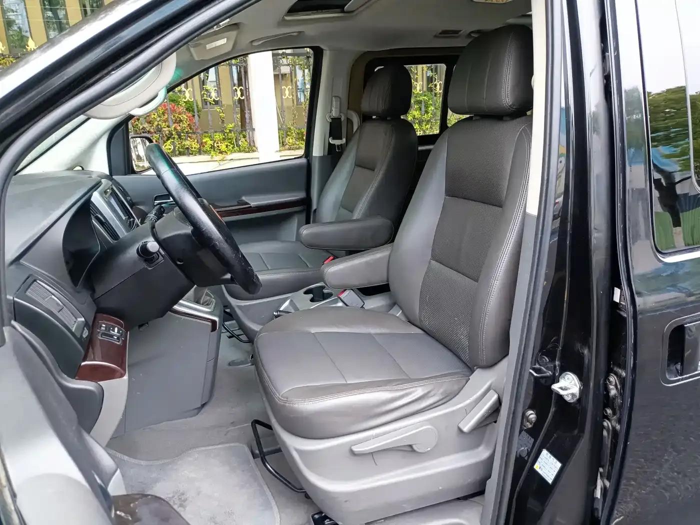 Fengxing CM7 2014 2.4L Manual Executive Edition — миниатюра 17
