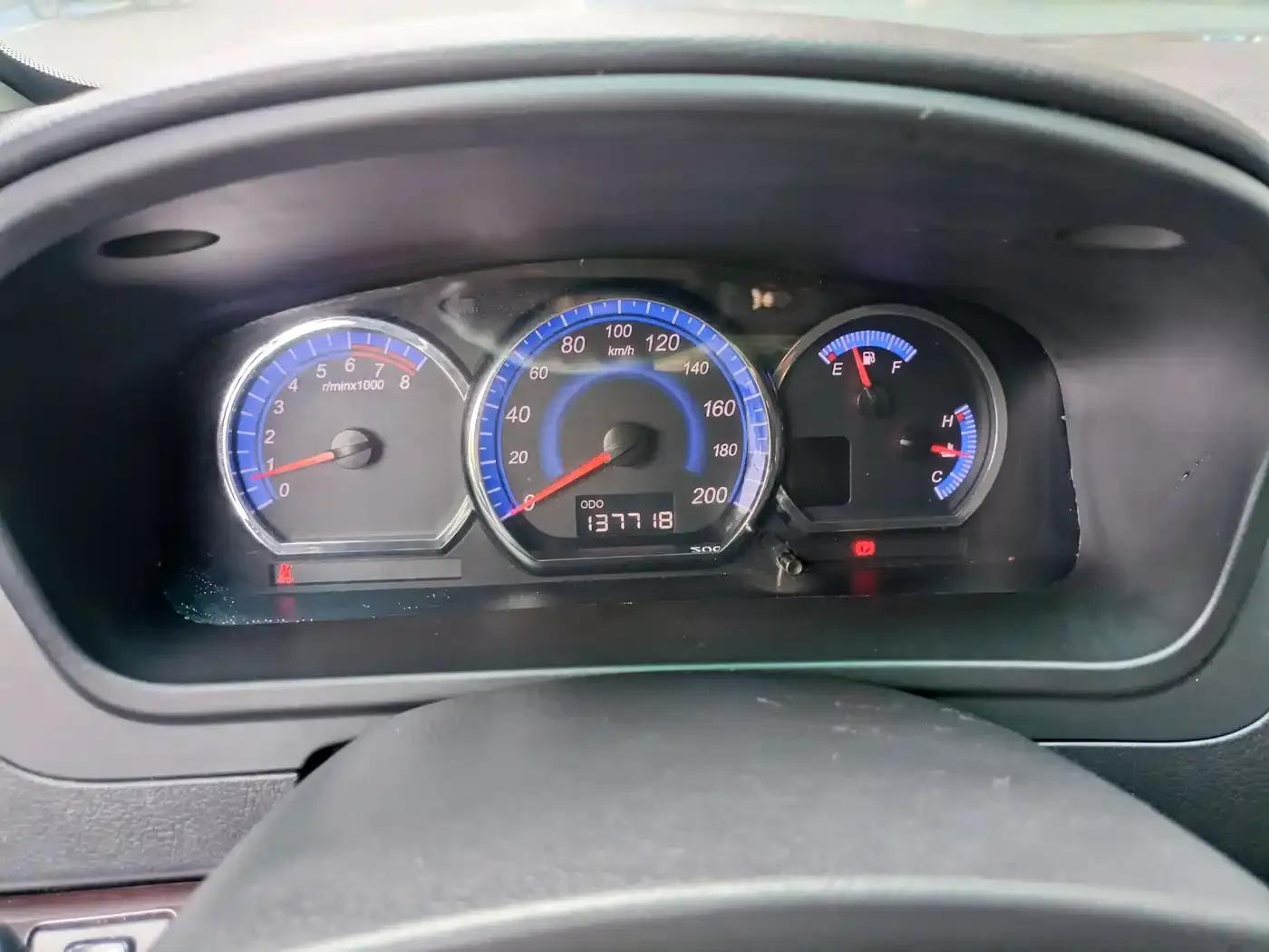Fengxing CM7 2014 2.4L Manual Executive Edition — миниатюра 21