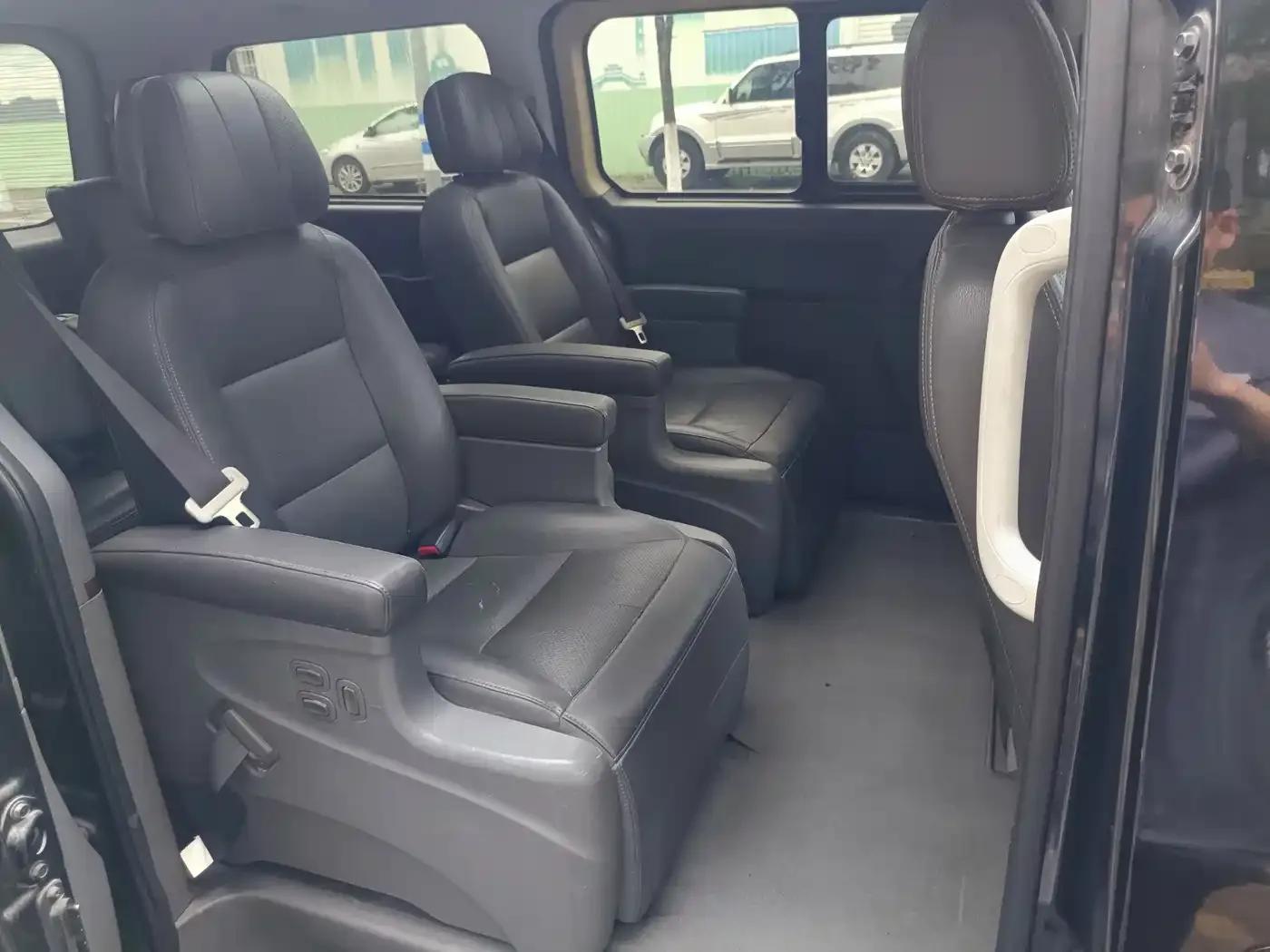 Fengxing CM7 2014 2.4L Manual Executive Edition — миниатюра 33
