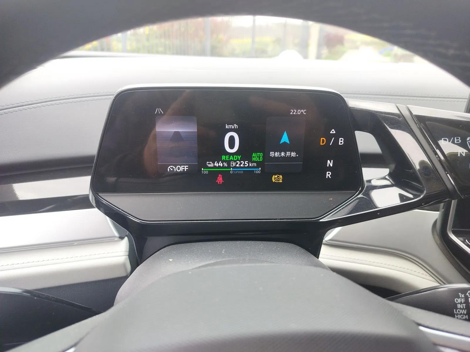 Volkswagen ID.6 CROZZ 2022 Long-Range PRO Edition — миниатюра 12