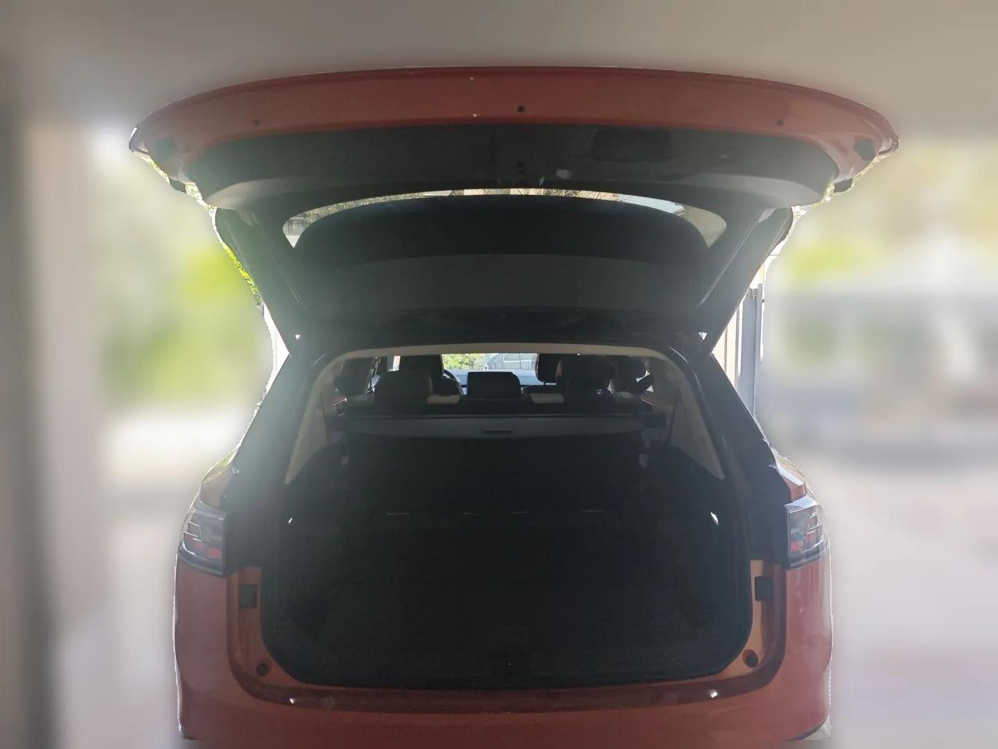 Volkswagen ID.6 CROZZ 2021 First Edition — миниатюра 20