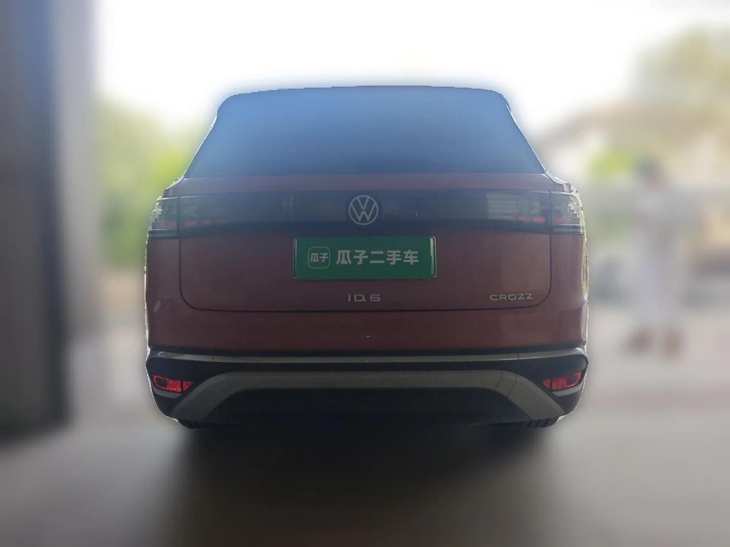 Volkswagen ID.6 CROZZ 2021 First Edition — миниатюра 5