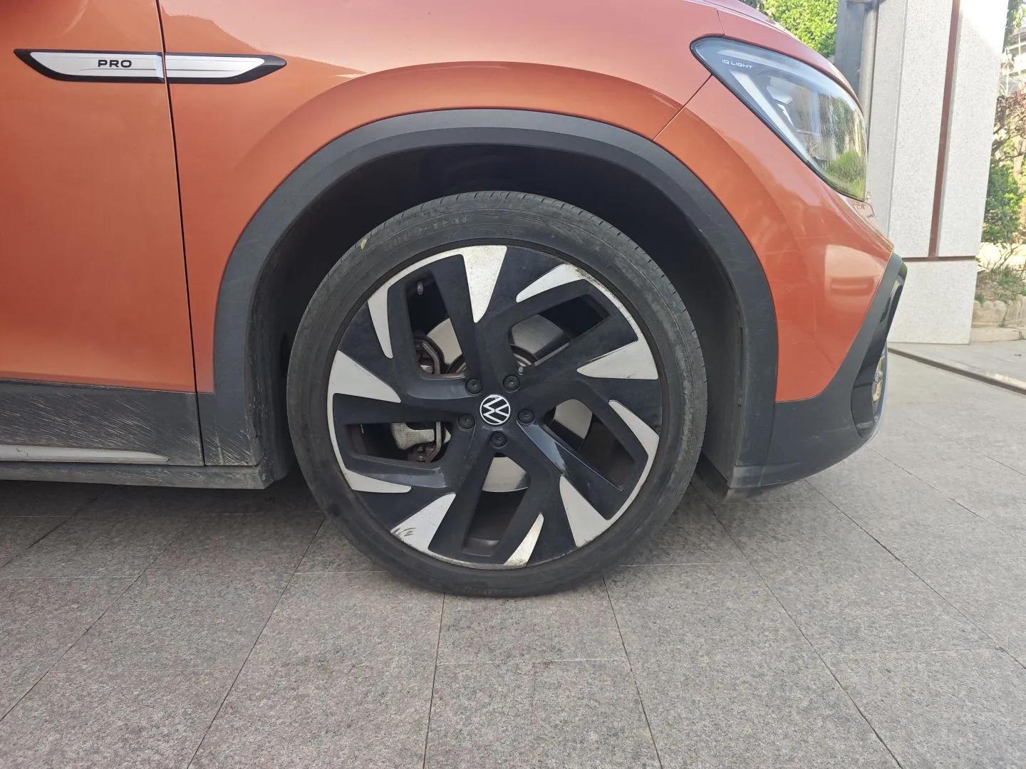 Volkswagen ID.6 CROZZ 2021 First Edition — миниатюра 8