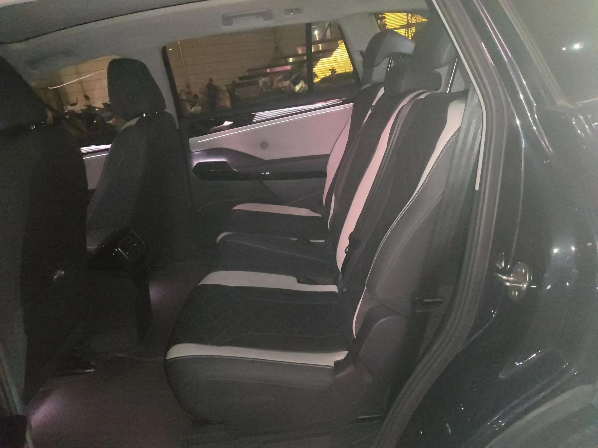 Volkswagen ID.6 CROZZ 2022 Long-Range Lite PRO Edition — миниатюра 20