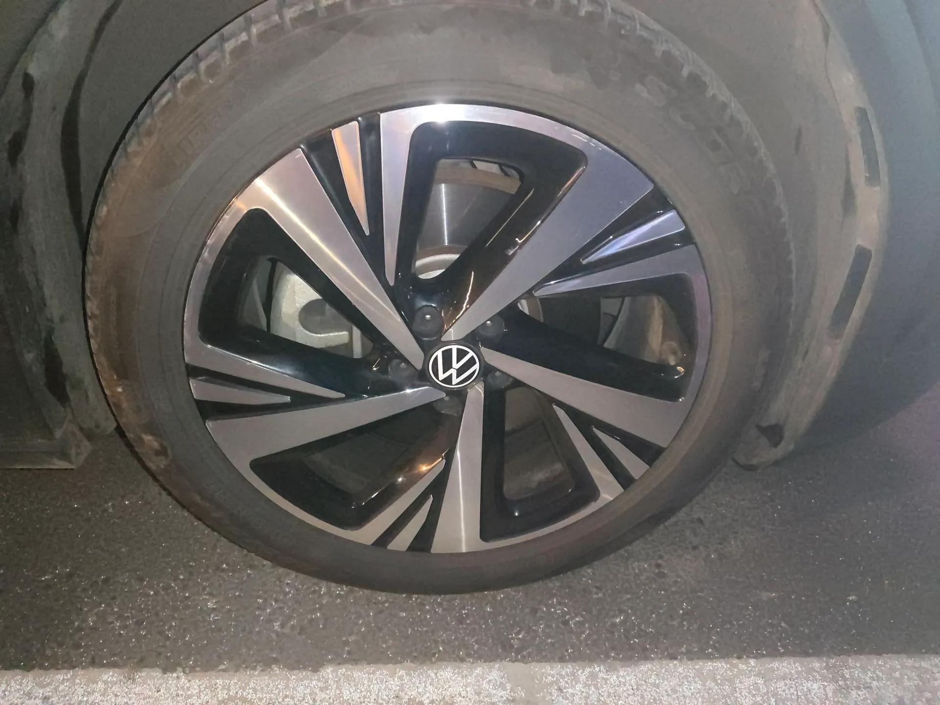 Volkswagen ID.6 CROZZ 2022 Long-Range Lite PRO Edition — миниатюра 8