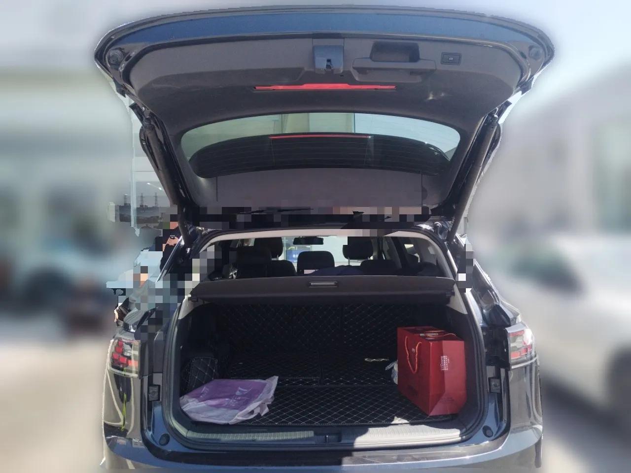 Volkswagen ID.6 CROZZ 2021 Revised Version Long-Range PRO Edition — миниатюра 20