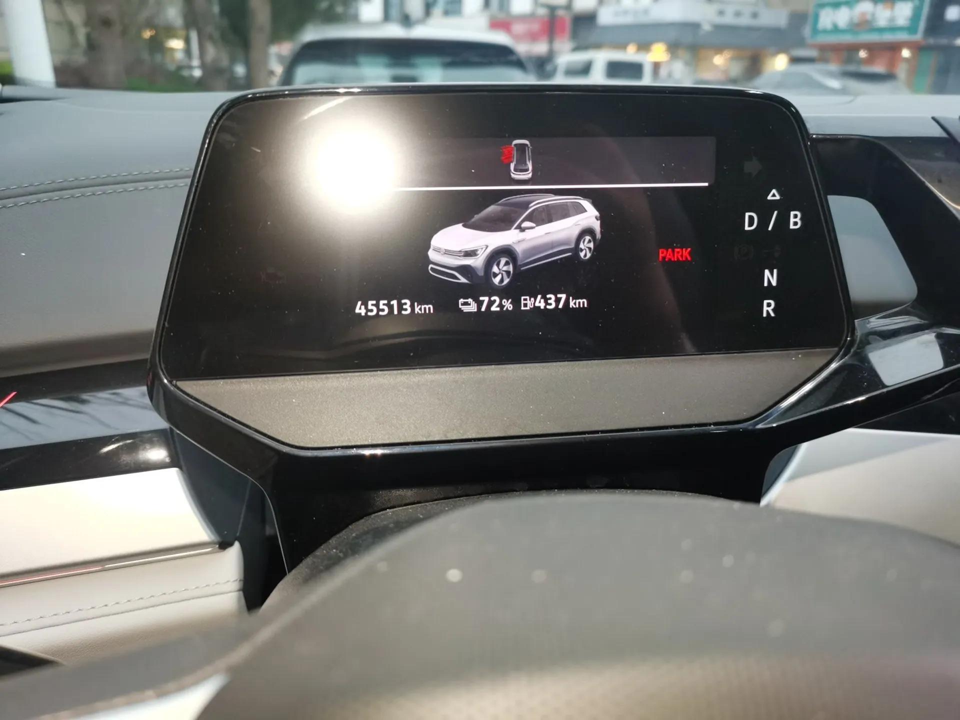 Volkswagen ID.6 CROZZ 2022 Long-Range PRO Edition — миниатюра 13