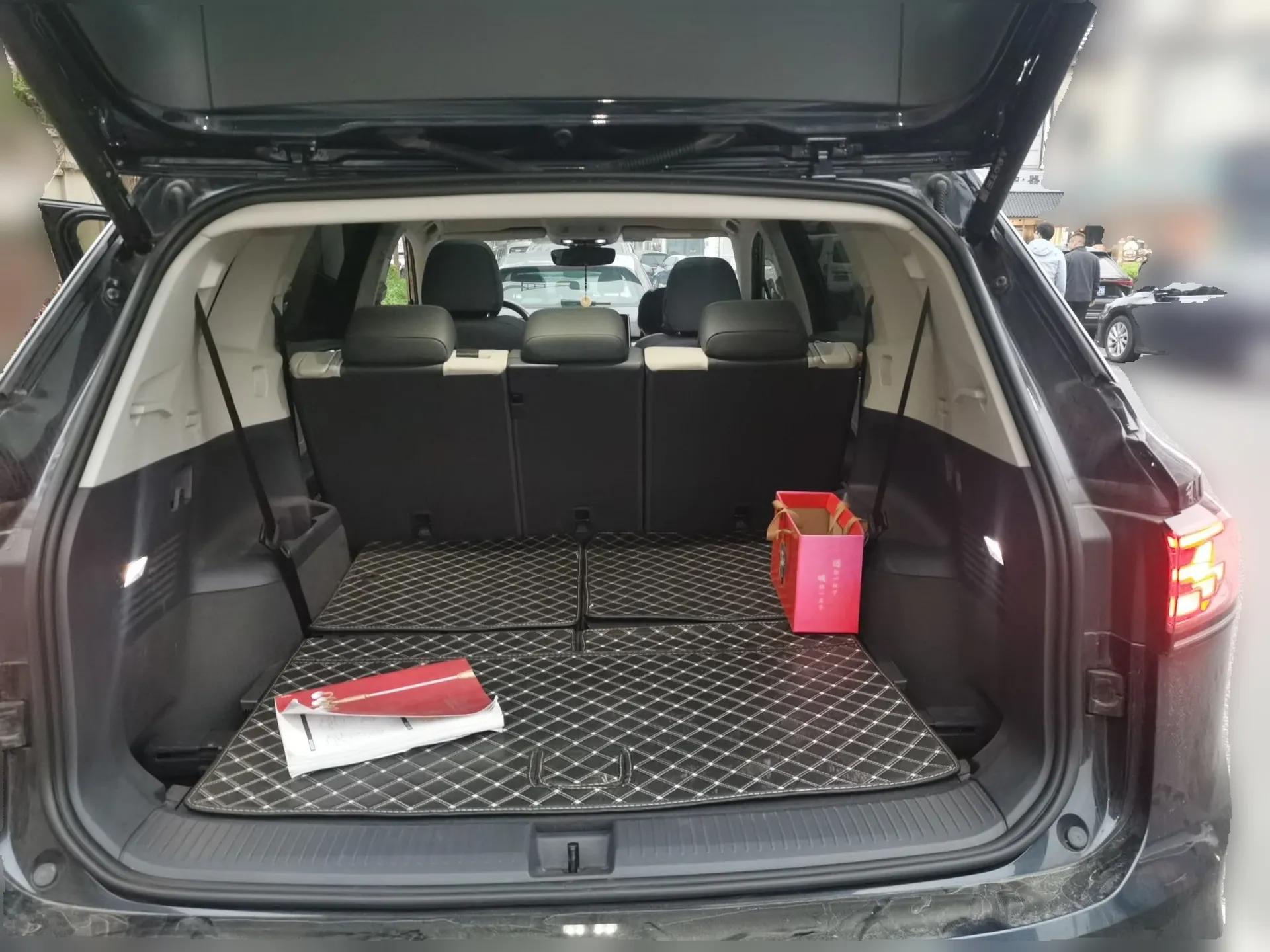 Volkswagen ID.6 CROZZ 2022 Long-Range PRO Edition — миниатюра 20