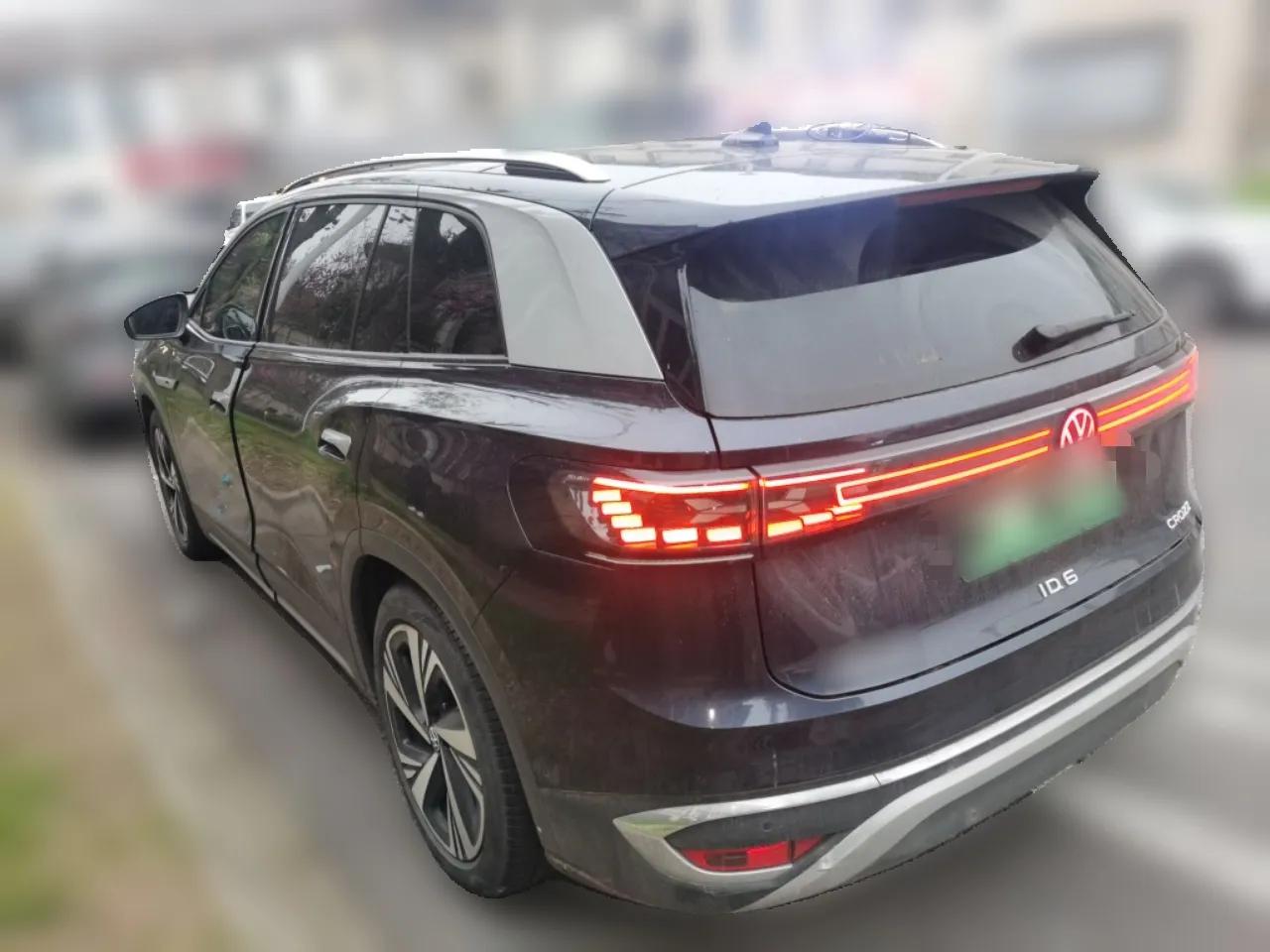 Volkswagen ID.6 CROZZ 2022 Long-Range PRO Edition — миниатюра 4