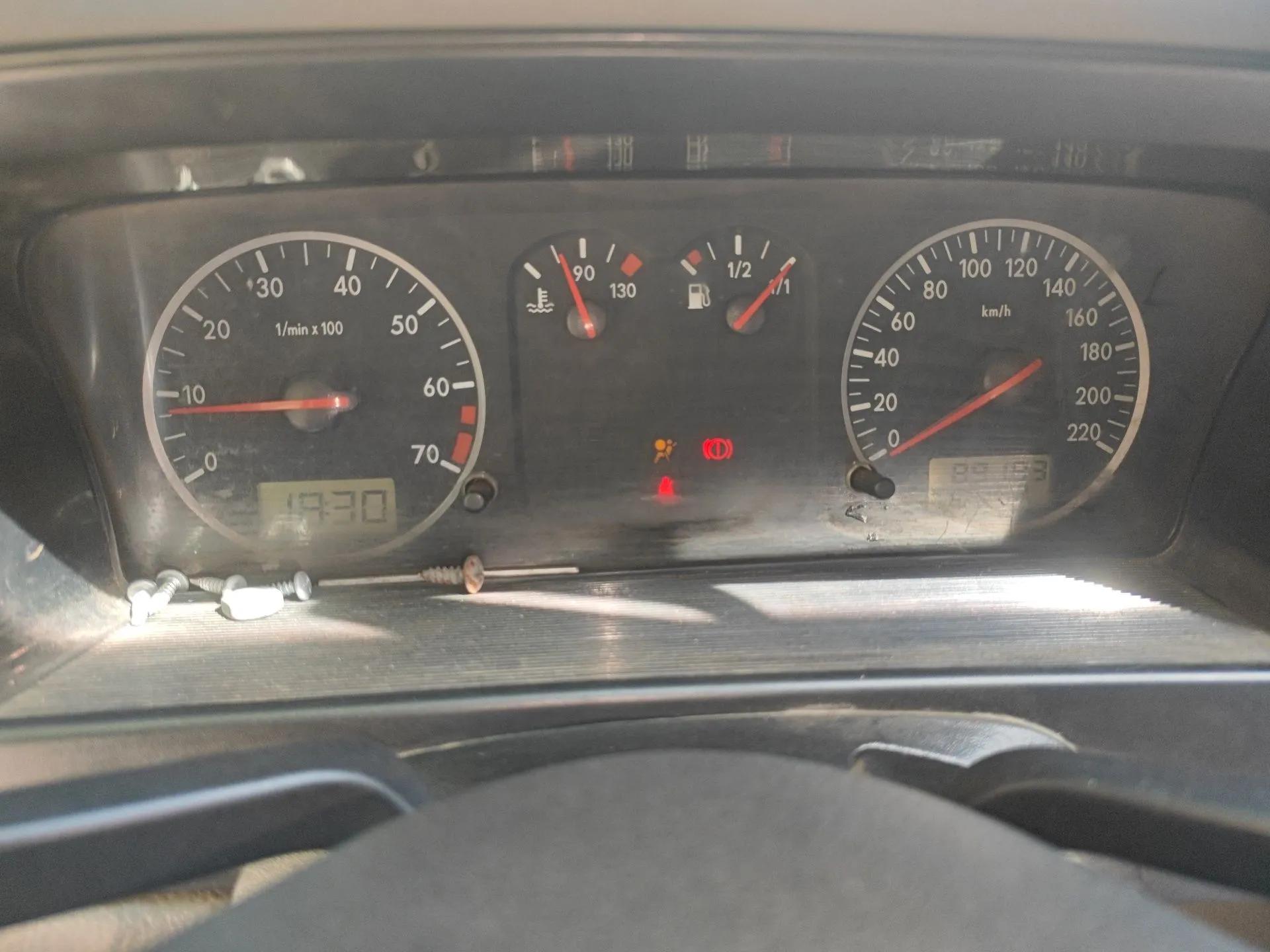 Volkswagen Santana Vista 2008 1.8L Manual Sishang Model — миниатюра 12