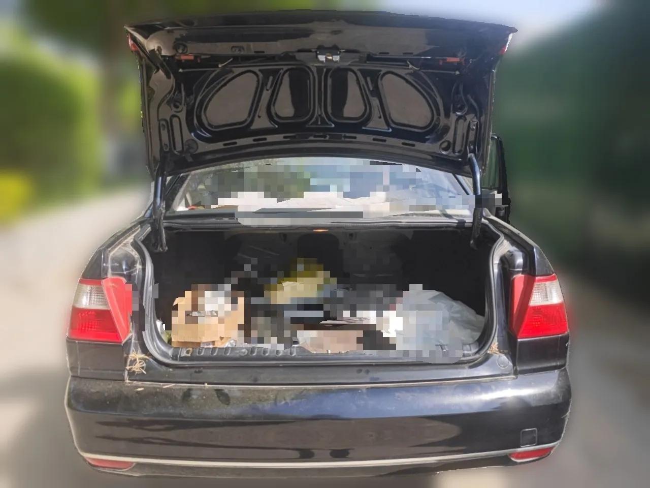 Volkswagen Santana Vista 2008 1.8L Manual Sishang Model — миниатюра 20