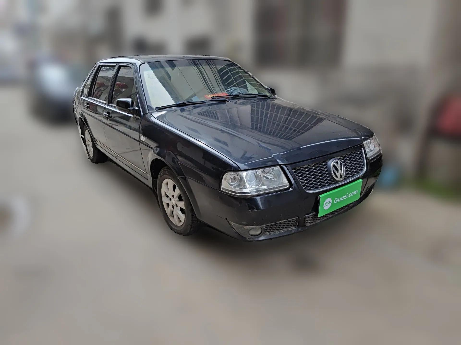 Volkswagen Santana Vista 2010 1.6L Manual Comfort Version — миниатюра 3