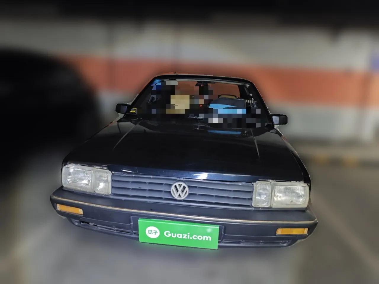 Volkswagen Santana Classic 2004 1.8L Standard Edition — миниатюра 2