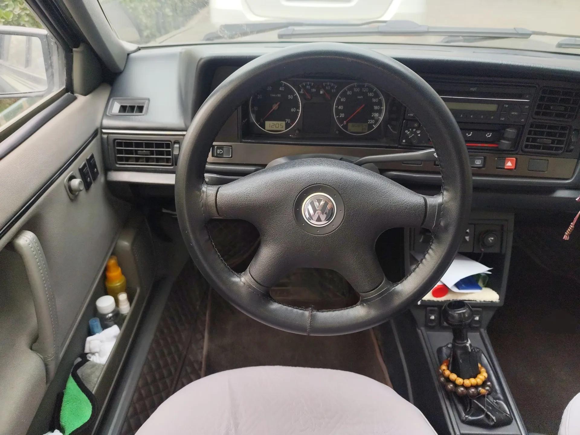 Volkswagen Santana Classic 2007 1.8L Jingchang Model — миниатюра 11