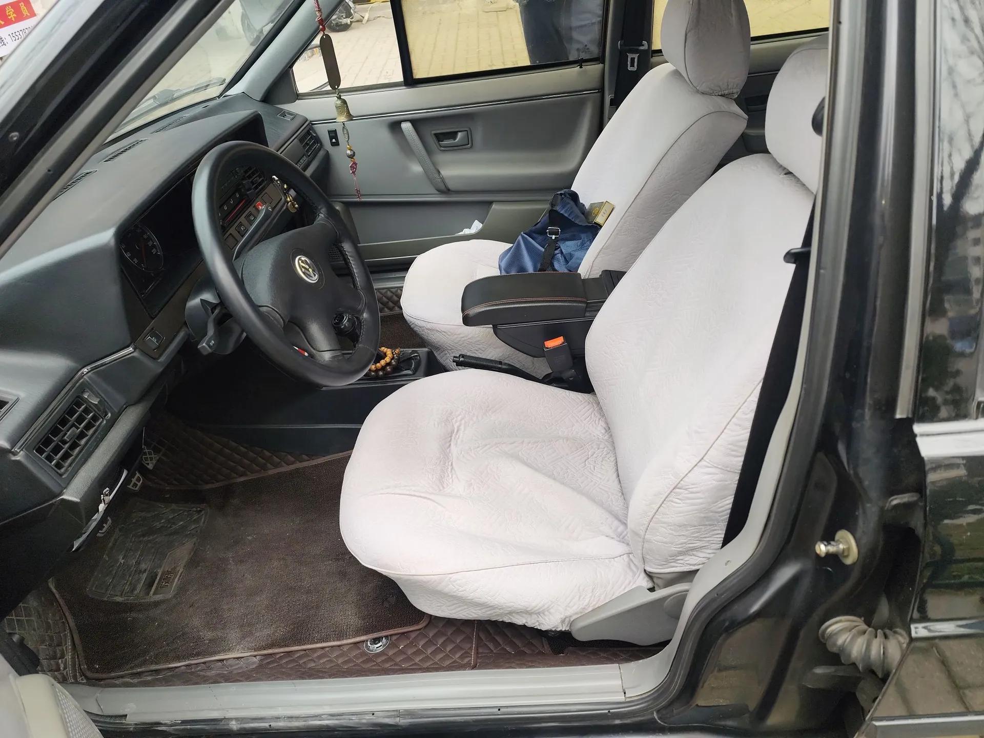 Volkswagen Santana Classic 2007 1.8L Jingchang Model — миниатюра 16