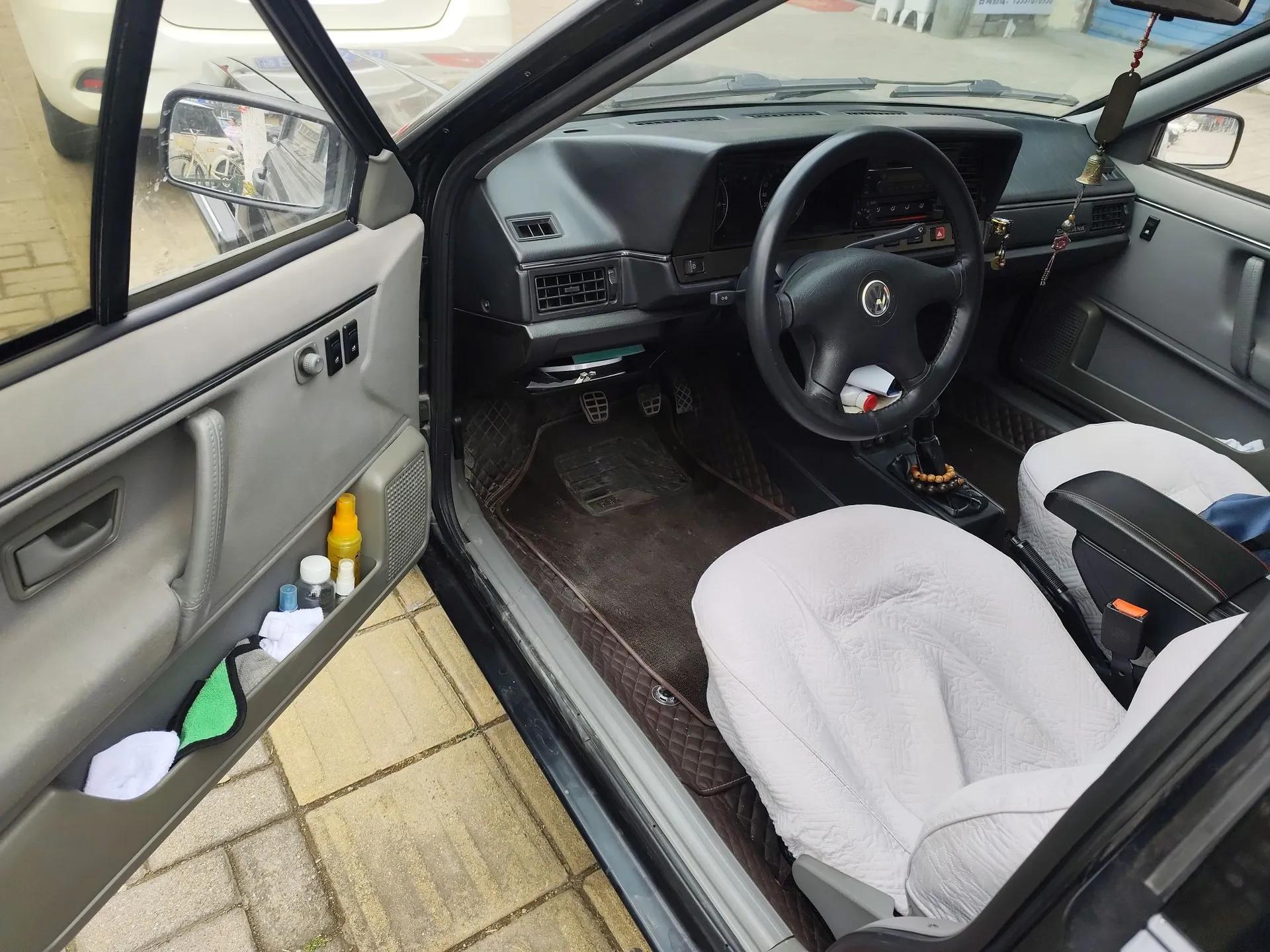 Volkswagen Santana Classic 2007 1.8L Jingchang Model — миниатюра 17