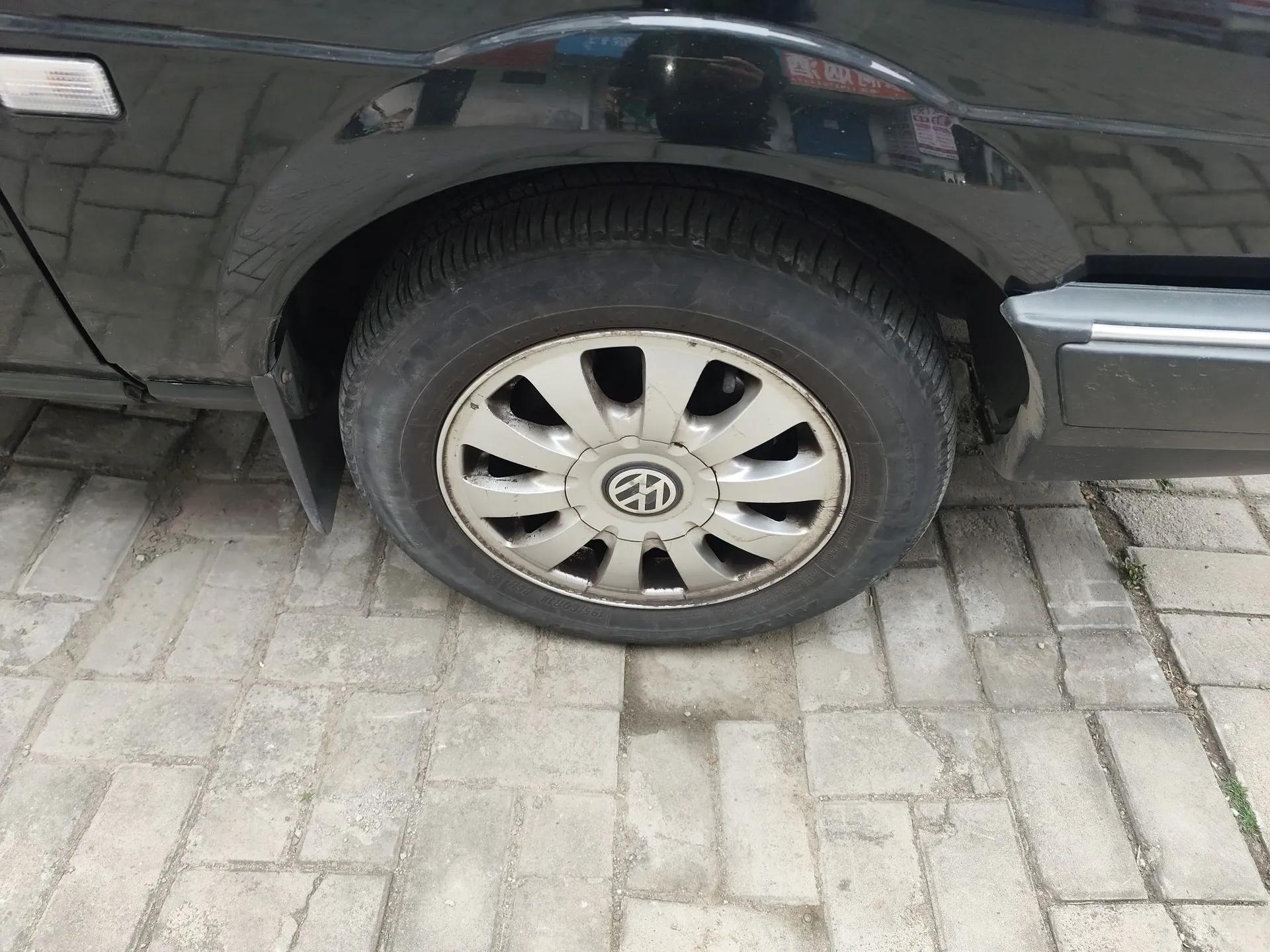 Volkswagen Santana Classic 2007 1.8L Jingchang Model — миниатюра 8