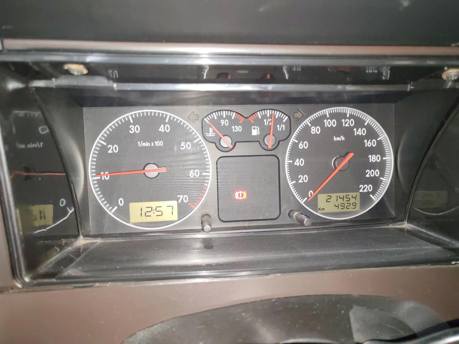 Volkswagen Santana Classic 2007 1.8L Jingchang Model — миниатюра 12