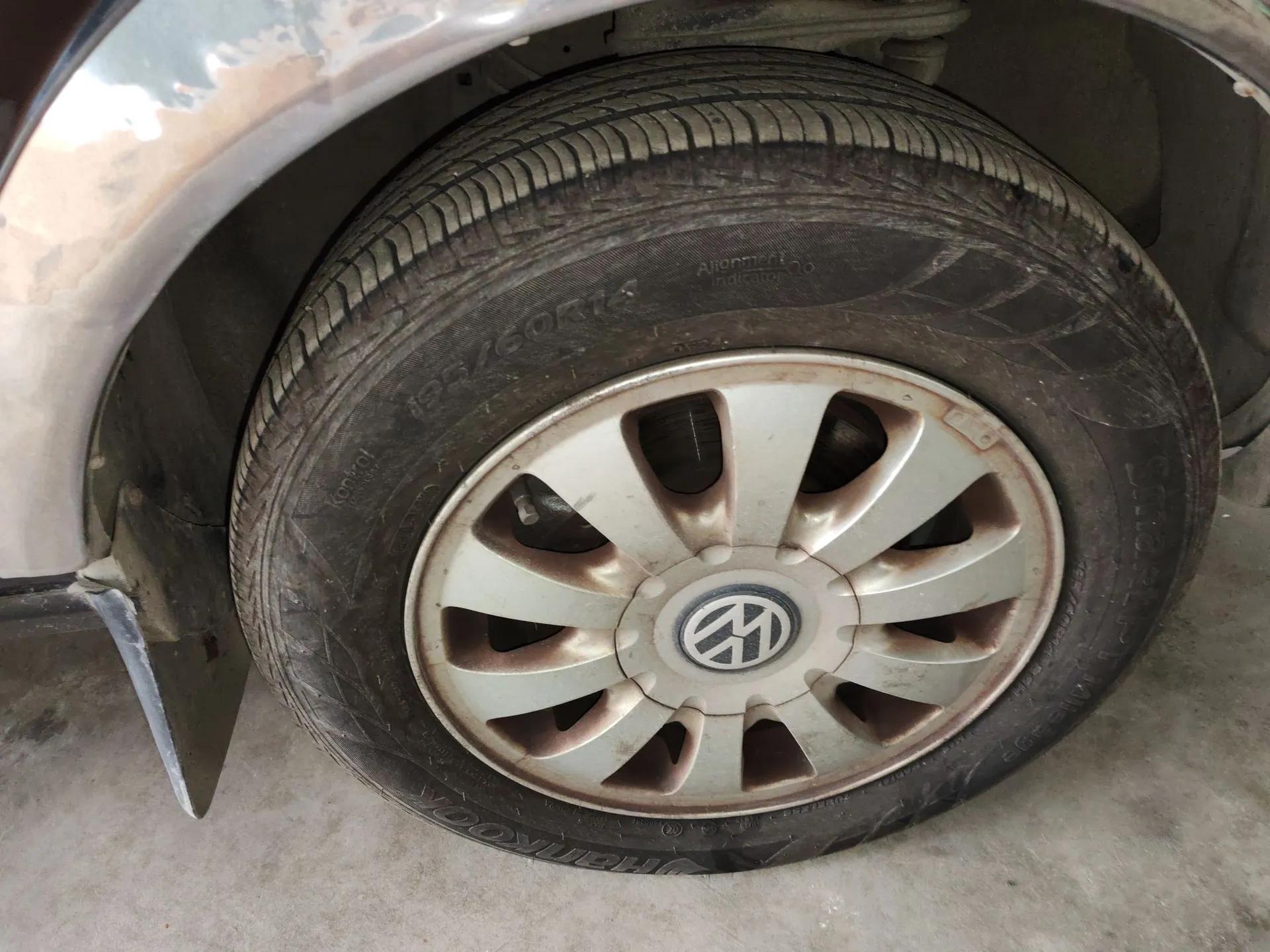 Volkswagen Santana Classic 2007 1.8L Jingchang Model — миниатюра 8