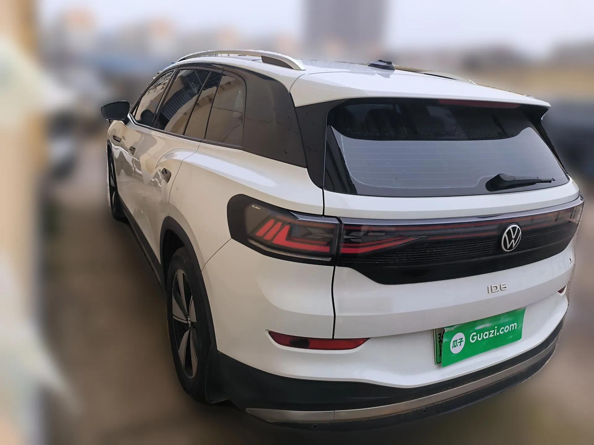 Volkswagen ID.6 X 2021 Pure Edition — миниатюра 4