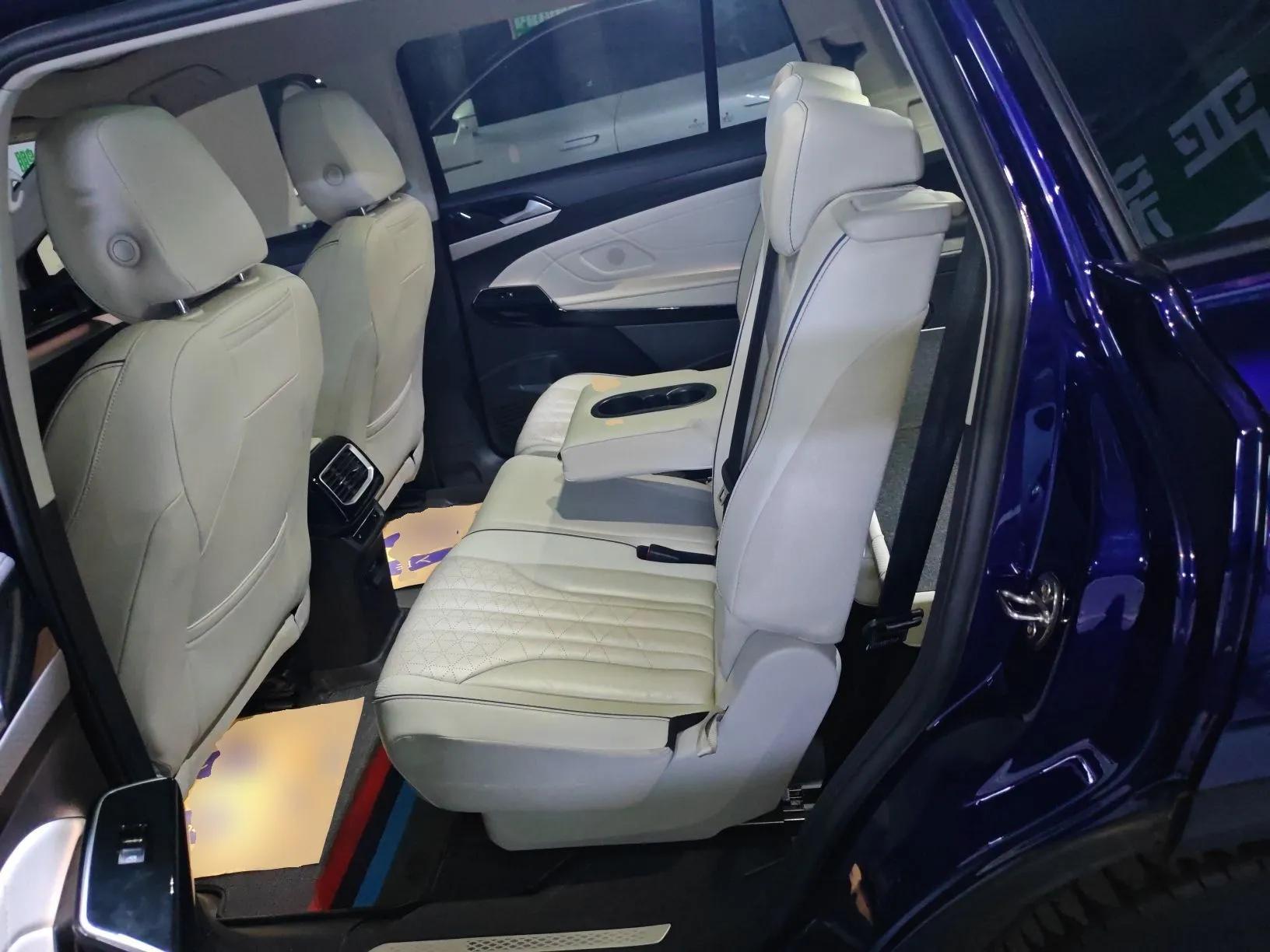 Volkswagen ID.6 X 2021 Pro Smart Long-Range Edition — миниатюра 20
