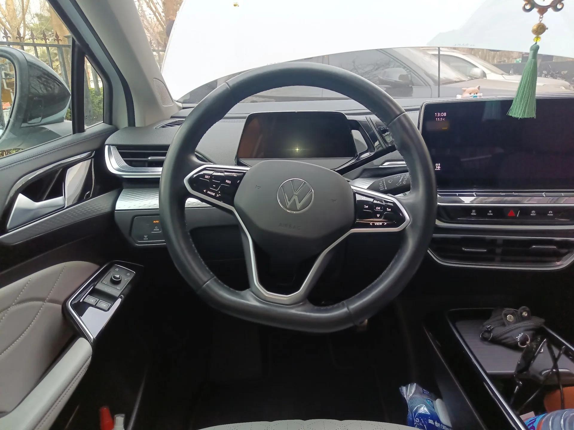 Volkswagen ID.6 X 2022 Smart Enjoyment Long-Range Edition — миниатюра 11