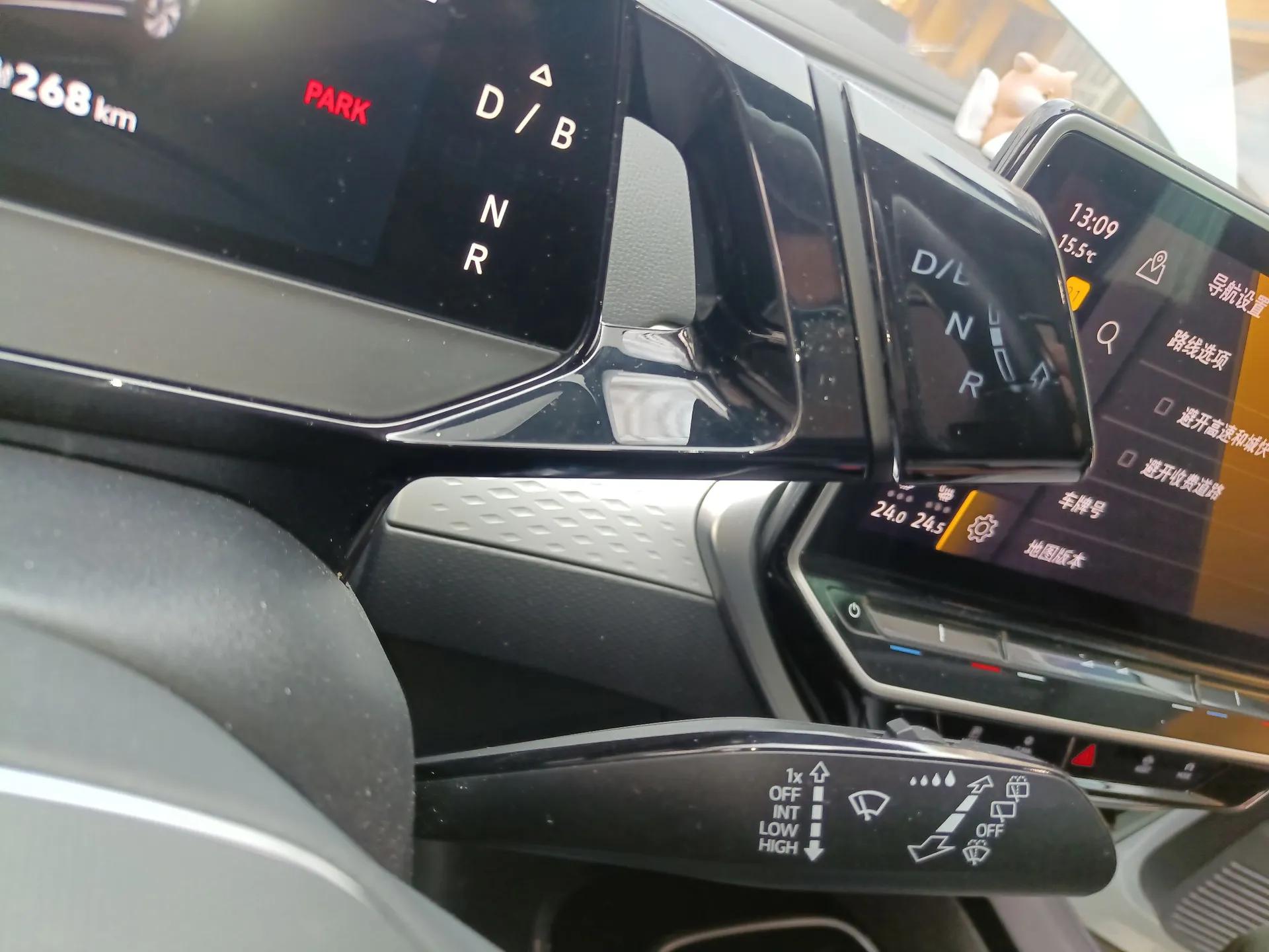 Volkswagen ID.6 X 2022 Smart Enjoyment Long-Range Edition — миниатюра 15